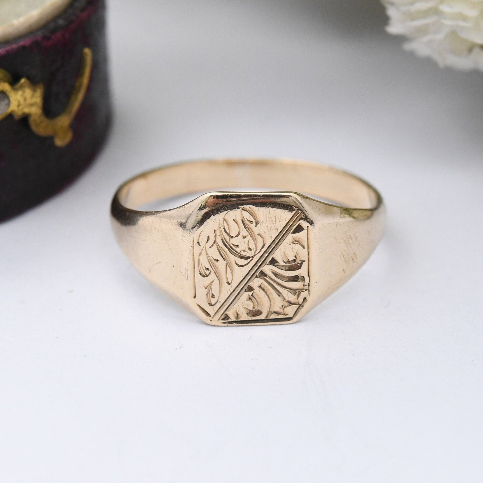 Vintage 9ct Gold Signet Ring 1961 - Mid-Century Monogram Initial Ring Engraved | Men's Pinkie Ring | UK Size - M | US Size - 6 1/4