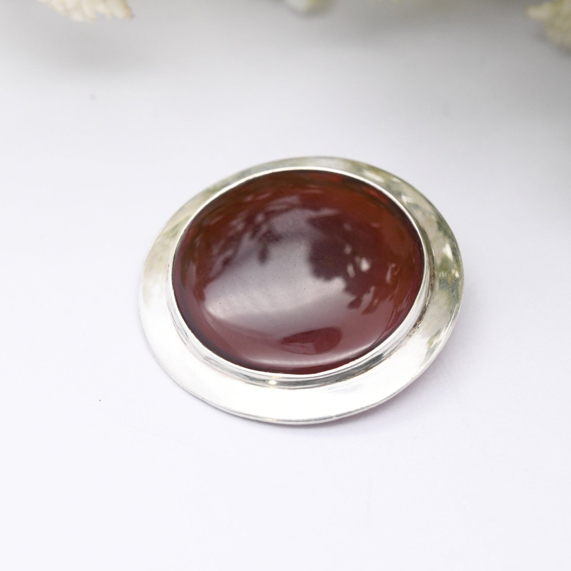 Vintage Sterling Silver Brooch with Carnelian - Red Gemstone | Modernist Porthole Shape