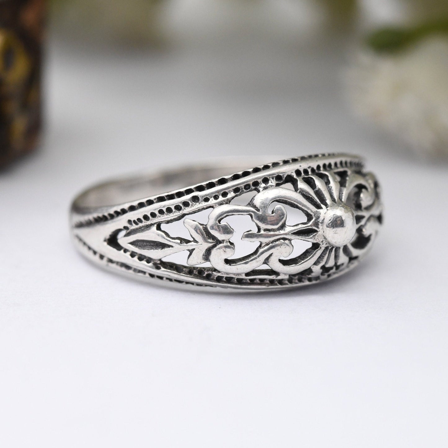 Vintage Sterling Silver Ornate Ring - Openwork Boule and Ball Design | UK Size - K 1/2 | US Size - 5 1/2