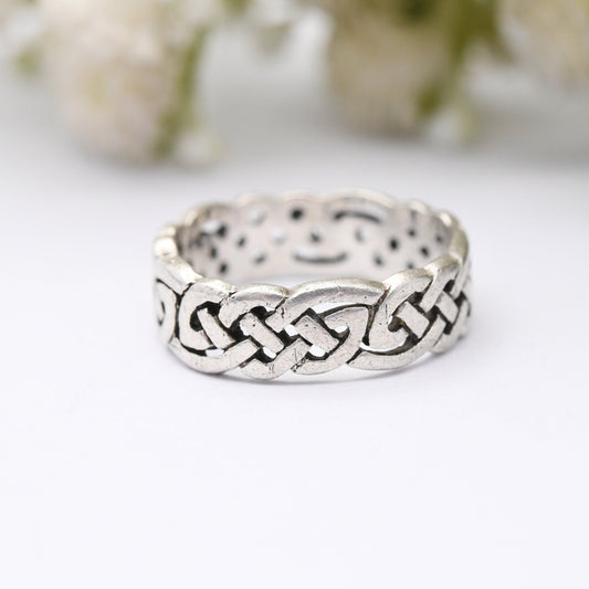 Vintage Sterling Silver Celtic Knot Ring - Openwork Woven Knotted Band | Unisex Minimalist Jewellery | UK Size - K | US Size - 5 1/4