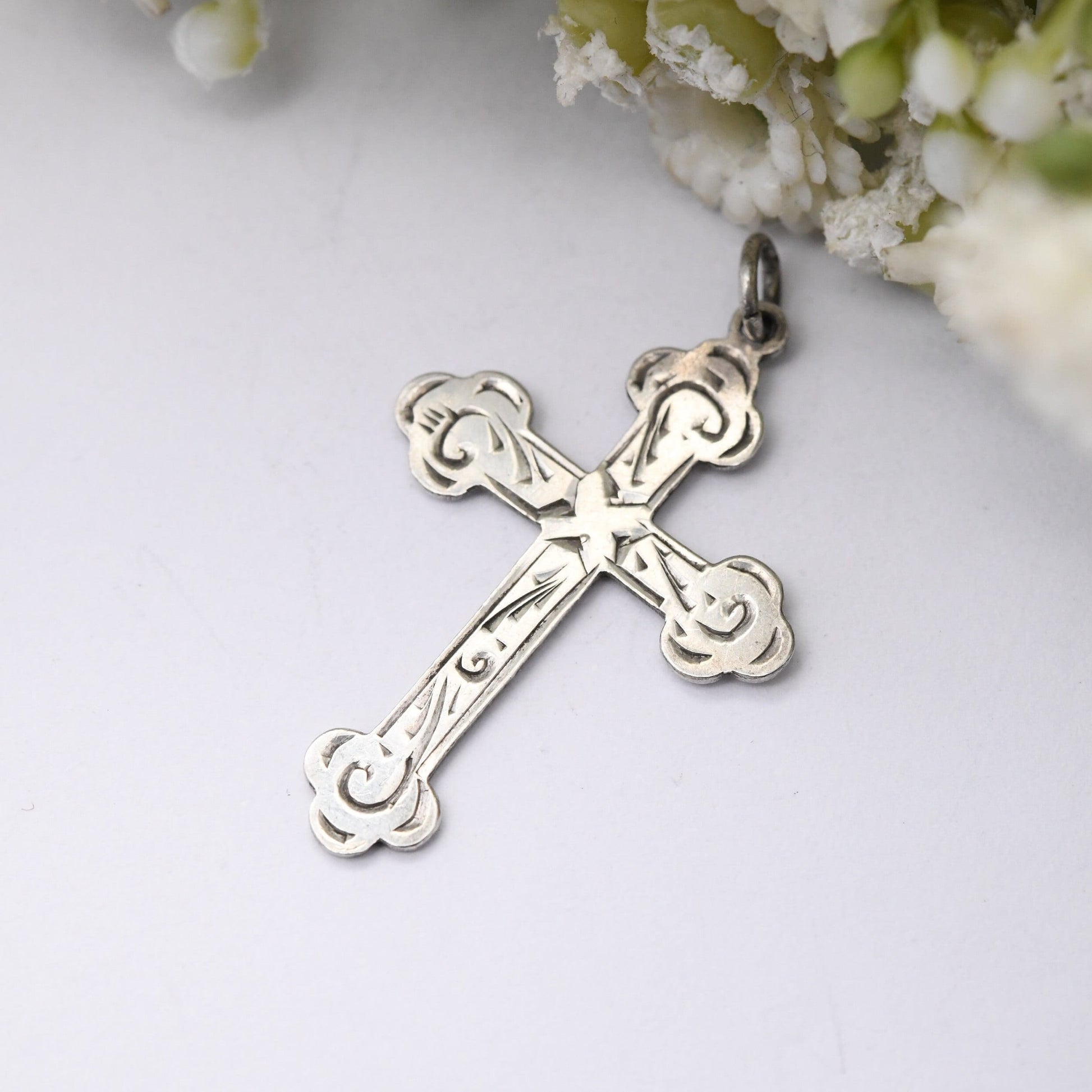 Vintage Sterling Silver Cross Pendant with Engraved Scrolling Pattern AJH