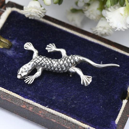 Vintage Sterling Silver Lizard Brooch - Detailed Crawling Gecko | Novelty Animal Jewellery