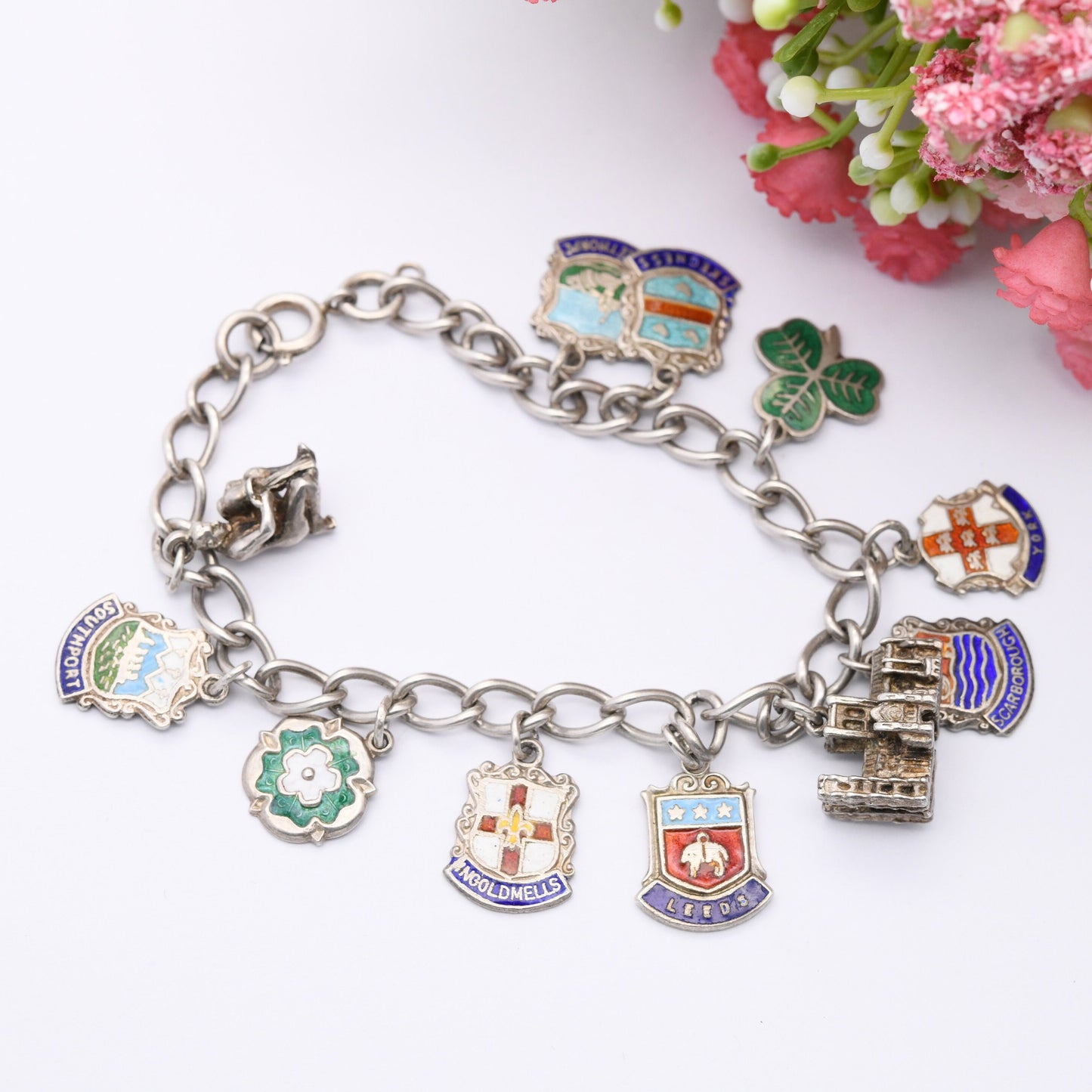 Vintage Sterling Silver Charm Bracelet with Shield Travel Charms - Aquarius Leeds York Houses of Parliament | Curb Links | Starter Charm Set