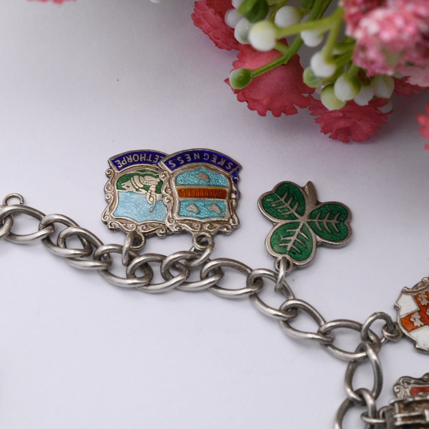 Vintage Sterling Silver Charm Bracelet with Shield Travel Charms - Aquarius Leeds York Houses of Parliament | Curb Links | Starter Charm Set