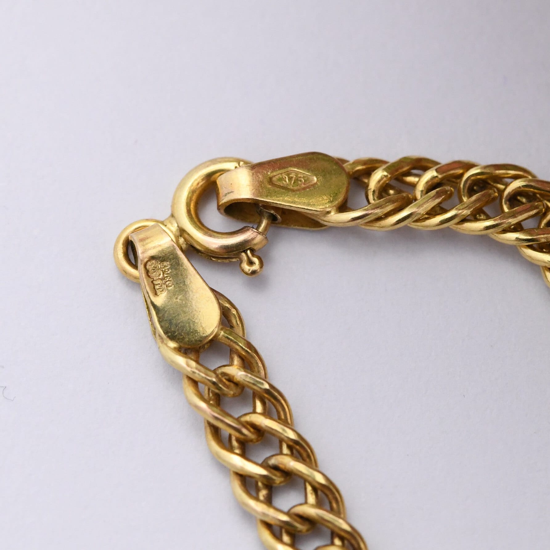 Vintage 9ct Gold Double Curb Link Chain Bracelet - Yellow Gold