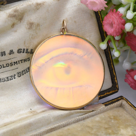 Vintage 9ct Gold Hologram Eye Pendant - 3D Effect Holographic Image | Charm Necklace