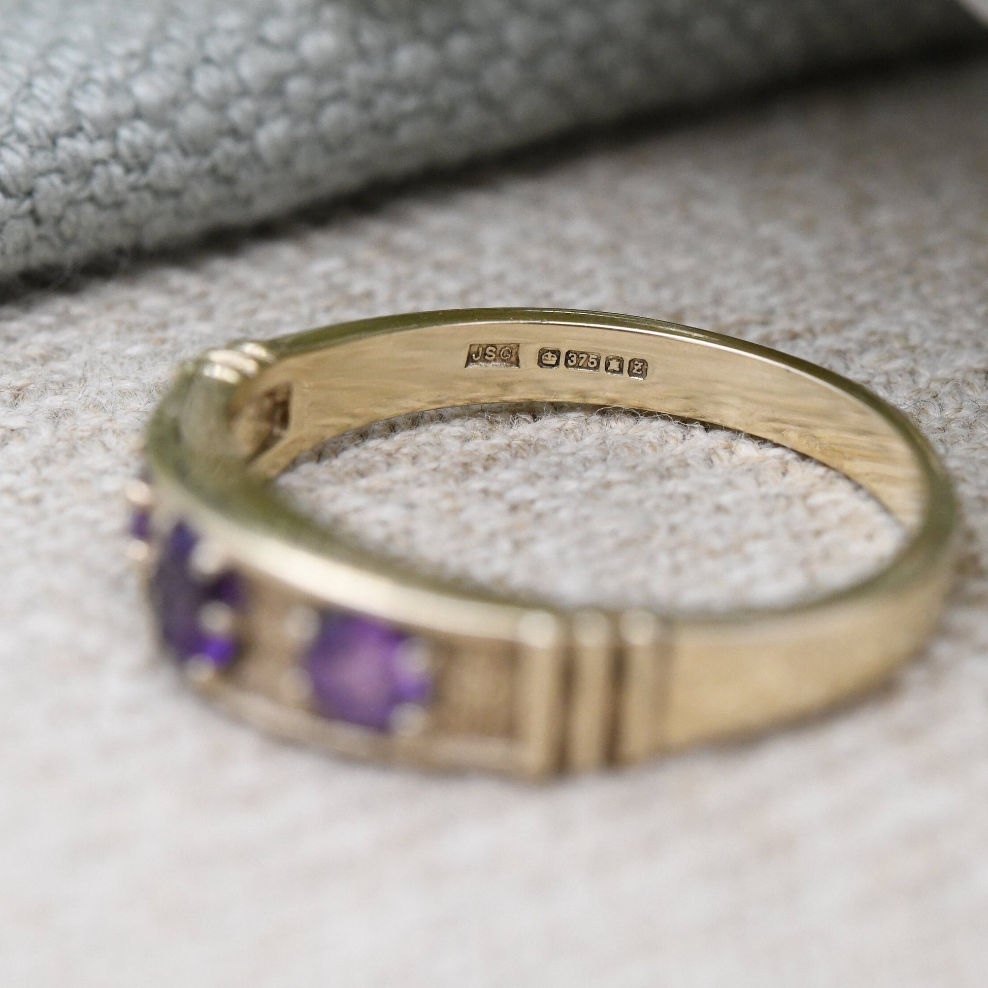 Vintage 9ct Gold Amethyst Ring 1999 - Edinburgh Scotland | Unusual Chunky Statement Setting | UK Size - P | US Size - 7 3/4