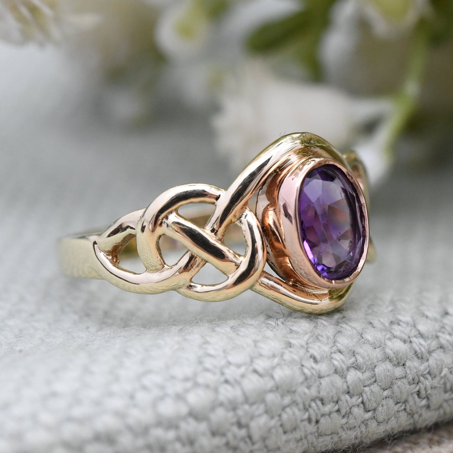 Vintage 9ct Gold Amethyst Ring 1992 with Celtic Knot Design - Pretty Everyday Gold Jewellery | UK Size - P | US Size - 7 1/2