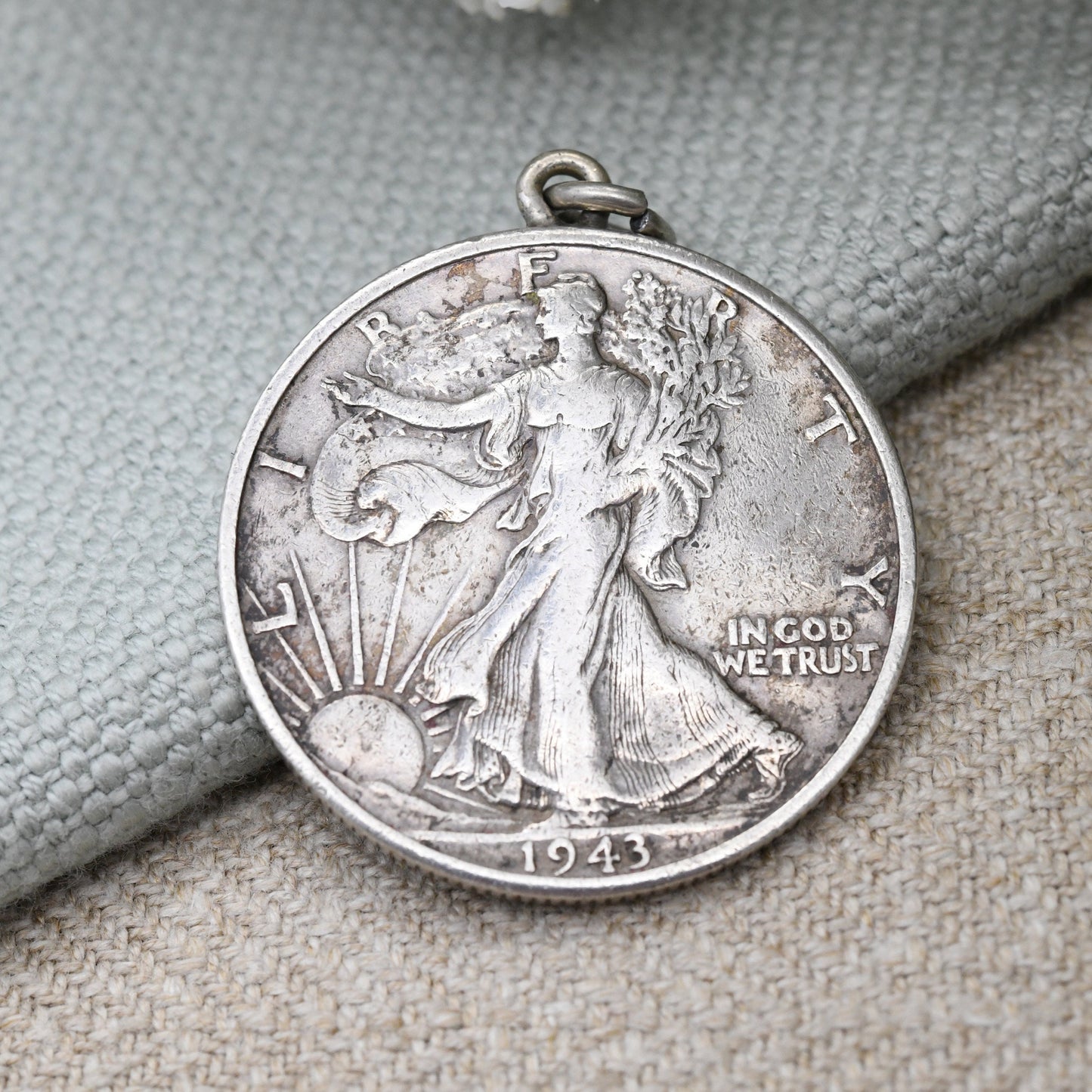 Vintage US 1/2 Dollar 1943 Coin Pendant Walking Liberty Half Dollar - United States of America Silver Coin Jewellery