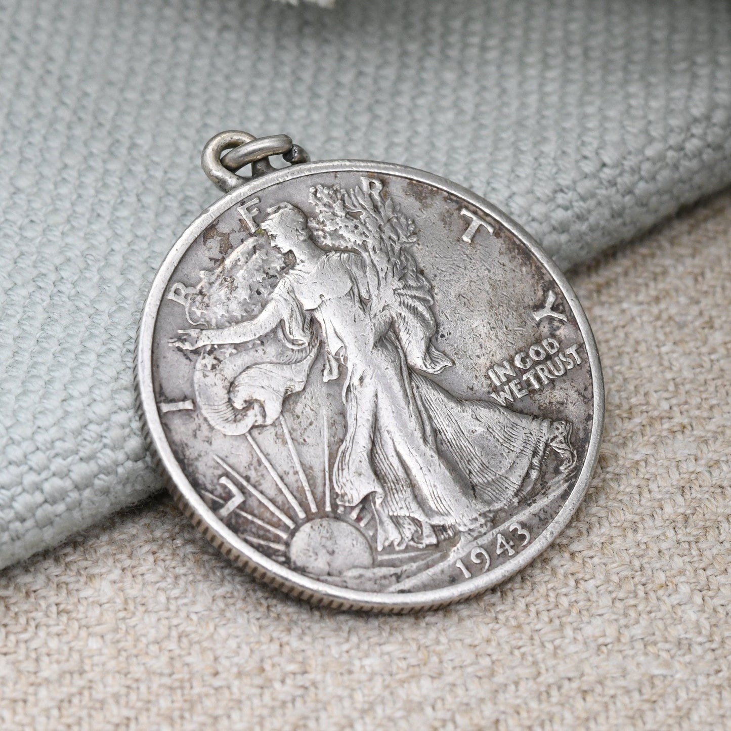 Vintage US 1/2 Dollar 1943 Coin Pendant Walking Liberty Half Dollar - United States of America Silver Coin Jewellery