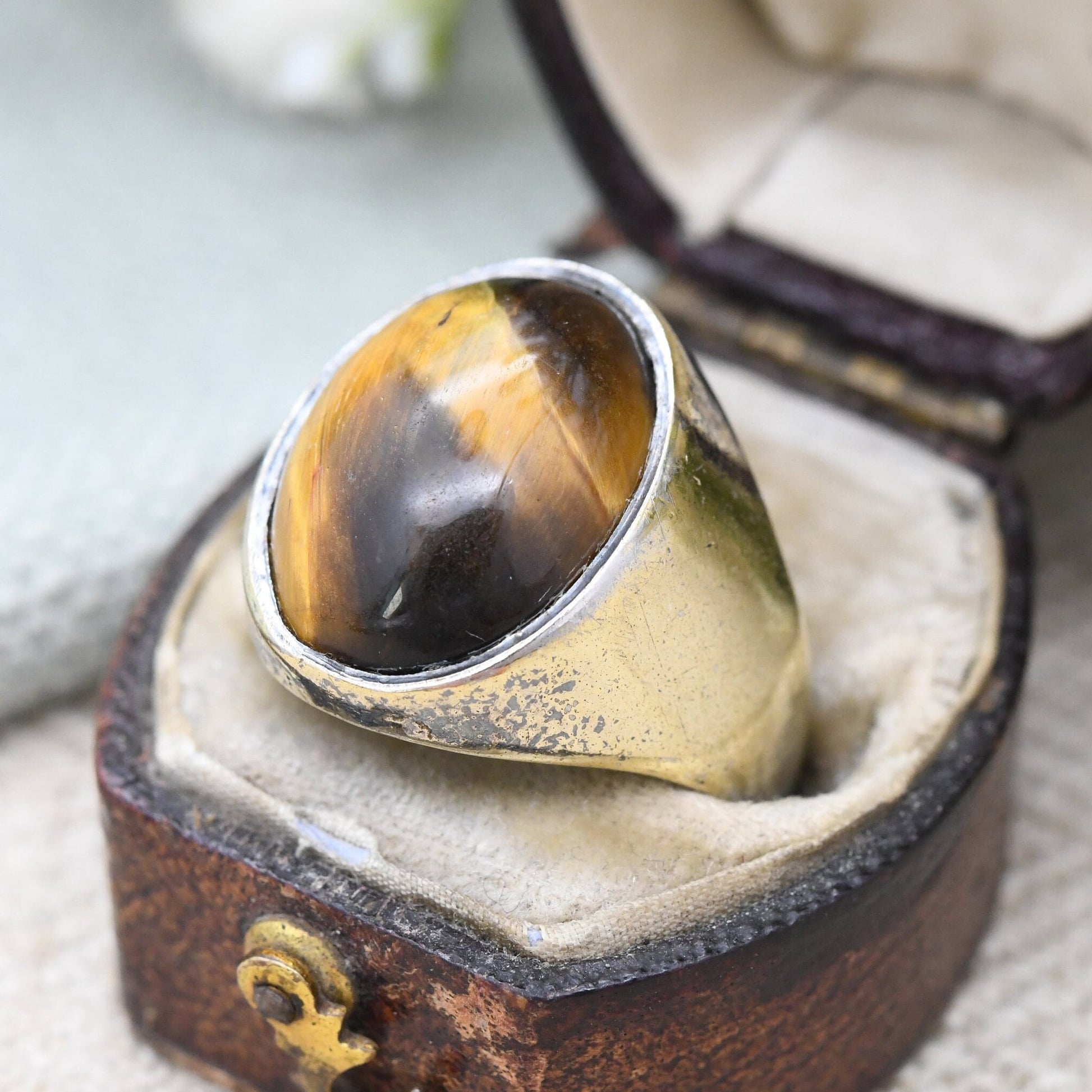 Vintage Sterling Silver Tiger's Eye Ring - Mid-Century Modernist | Oval Cabochon | UK Size - O | US Size - 7 1/4