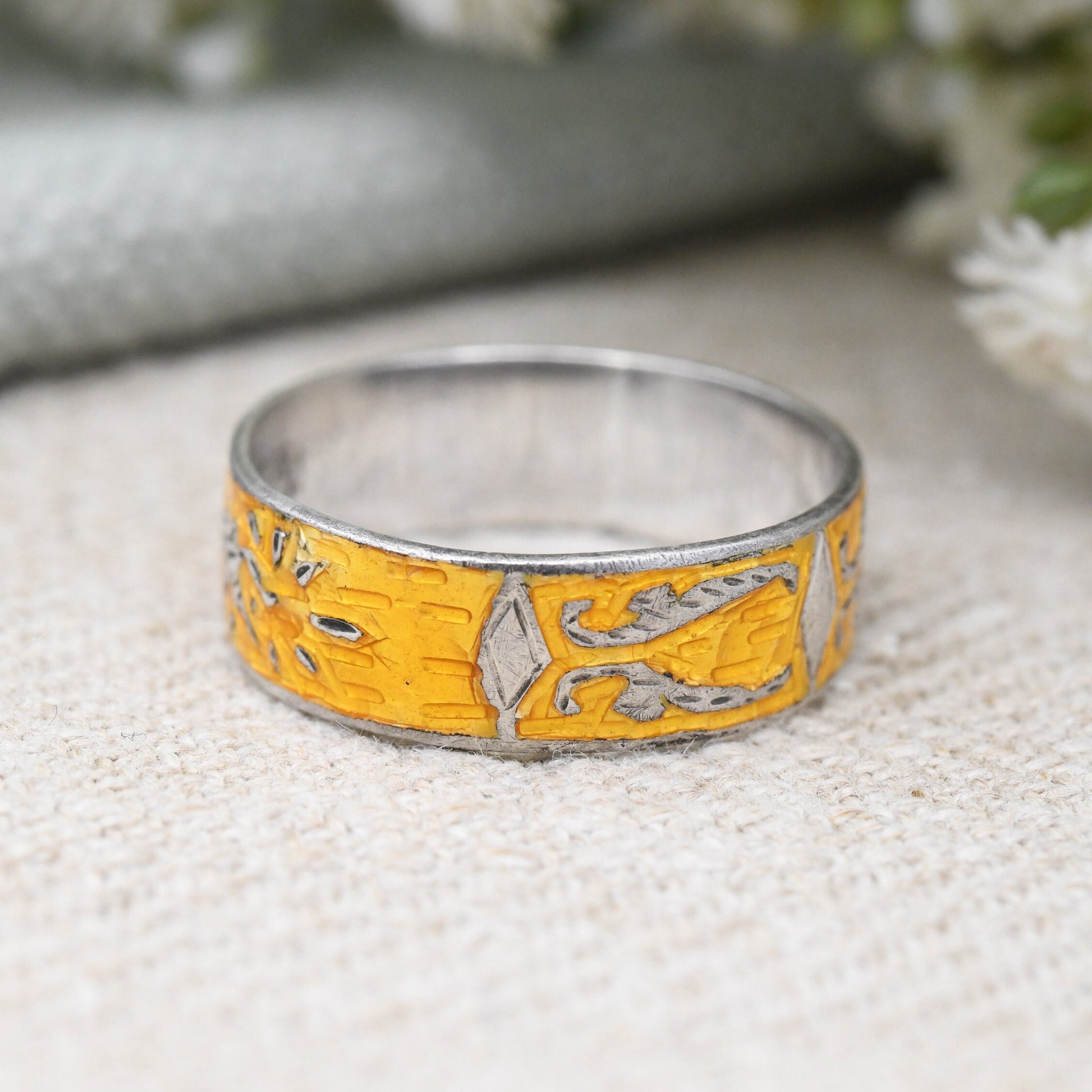 Vintage Thailand Sterling Silver Yellow Enamel Band Ring - Mekhala Goddess of Lightening | Engraved | UK Size - Q 1/2 | US Size - 8 1/4