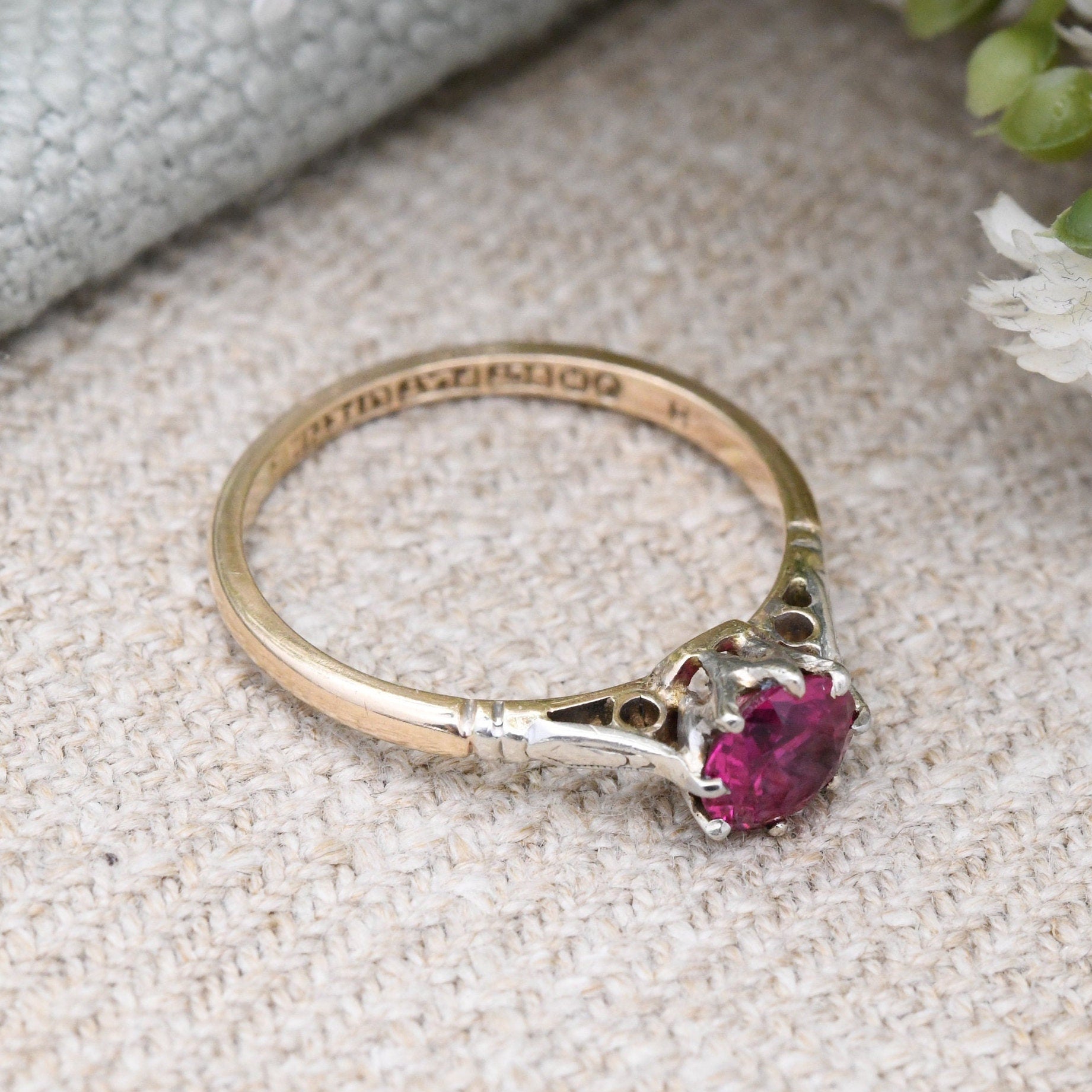 Vintage 9ct Gold Ruby Ring - Large Solitaire Stone | Stamped JH Lifetime | UK Size - M | US Size - 6