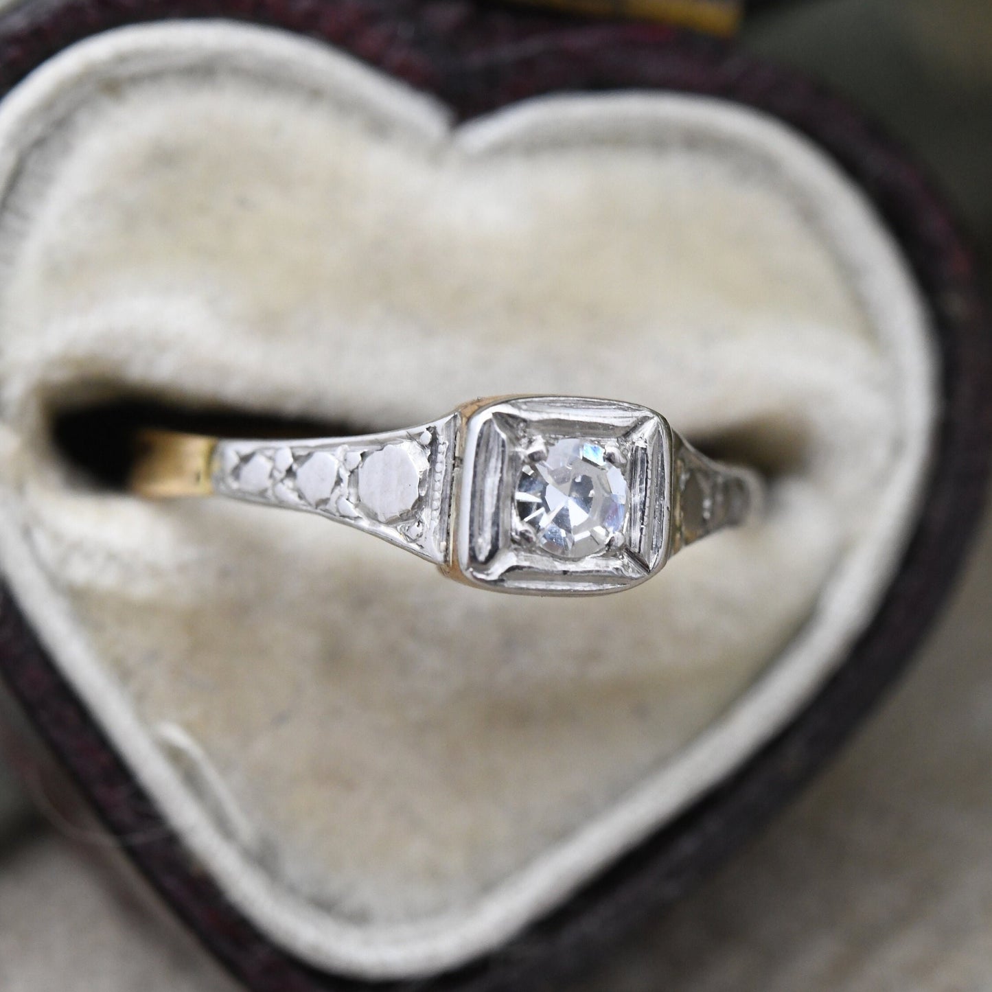 Vintage 22ct Gold Solitaire Diamond Engagement Ring 1940s - Small Size | UK Size - H | US Size - 3 3/4