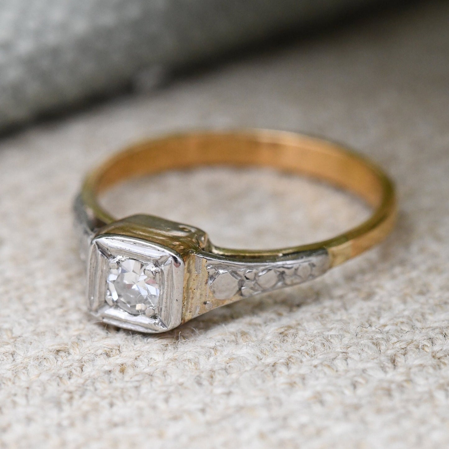 Vintage 22ct Gold Solitaire Diamond Engagement Ring 1940s - Small Size | UK Size - H | US Size - 3 3/4