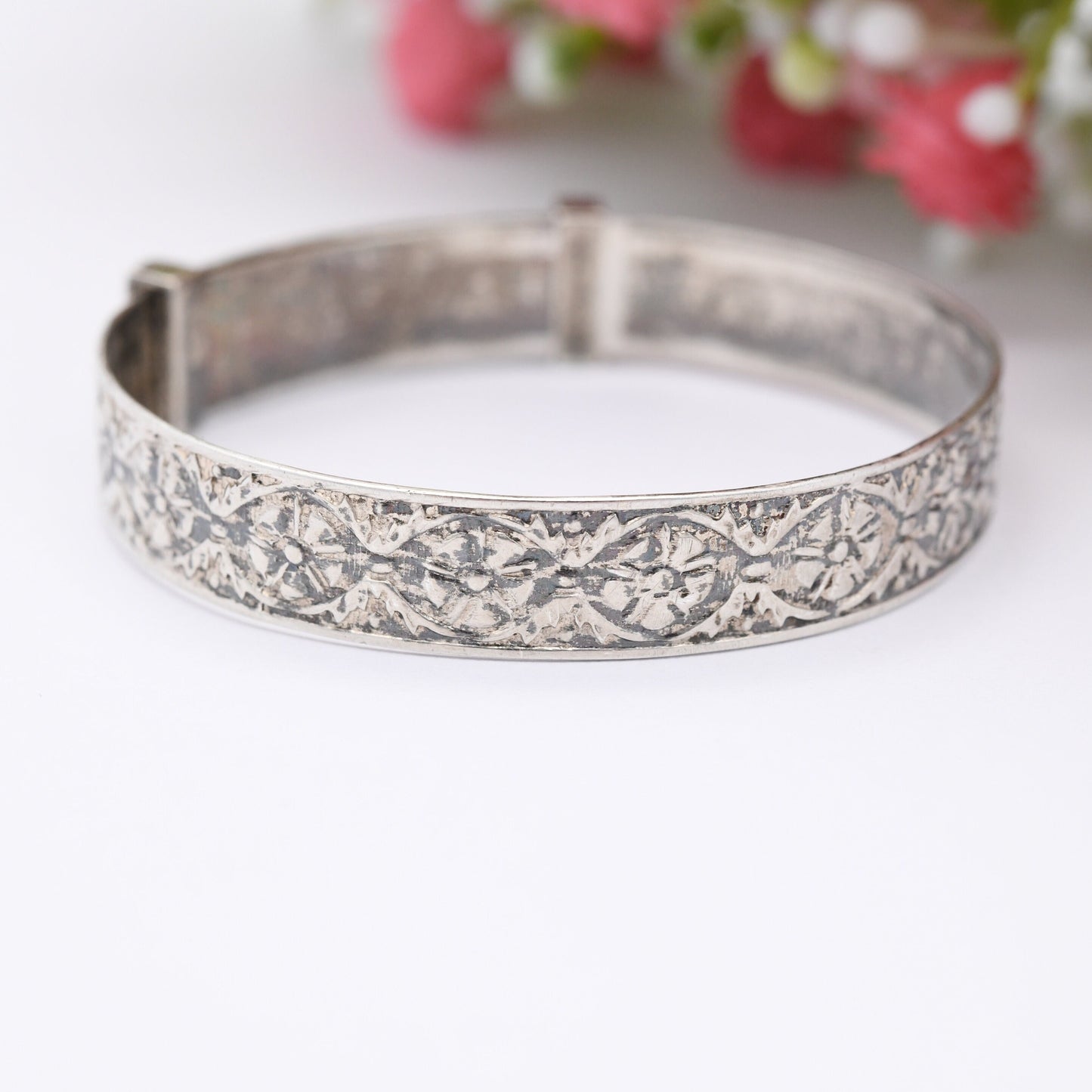 Vintage Sterling Silver Baby Bangle Bracelet - Expanding Child Bangle | Flower Design | Wide Band