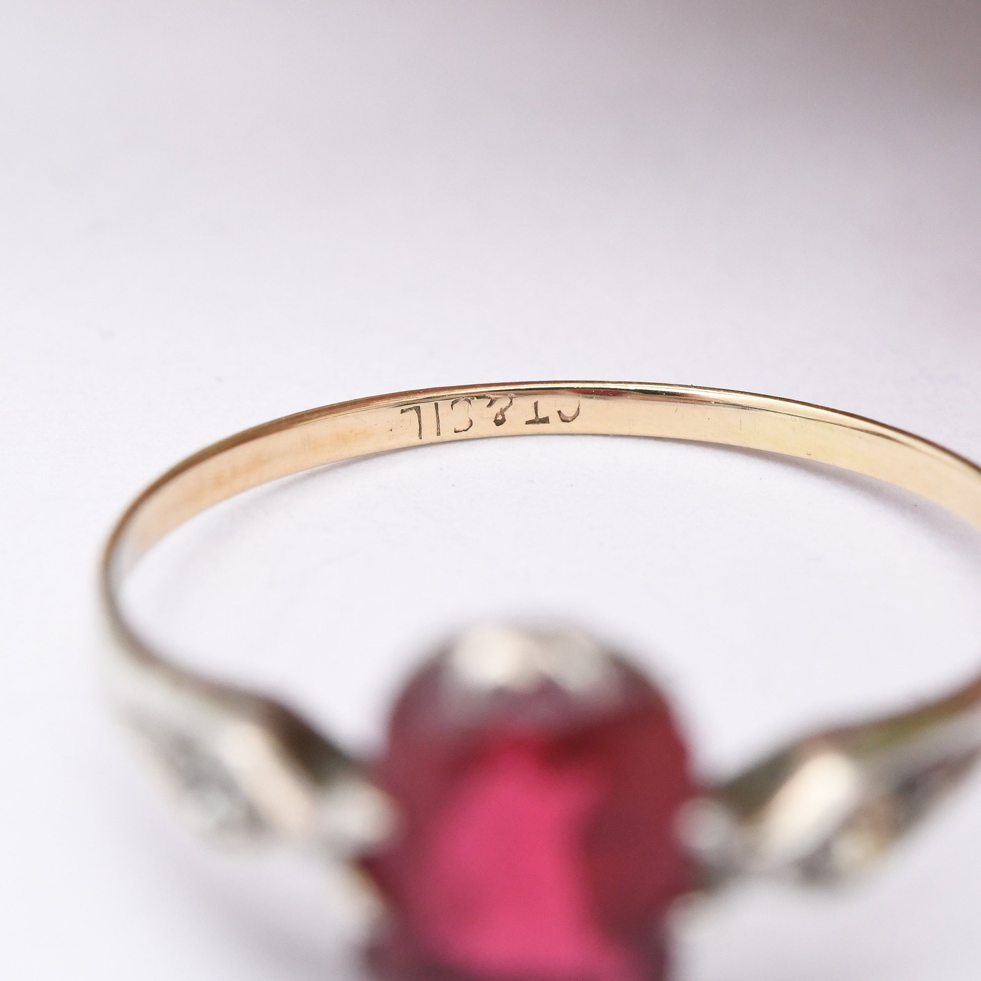 Antique Art Deco 9ct Gold & Sterling Silver Paste Ring - Ruby Red Paste | UK Size - S 1/2 | US Size - 9 1/4