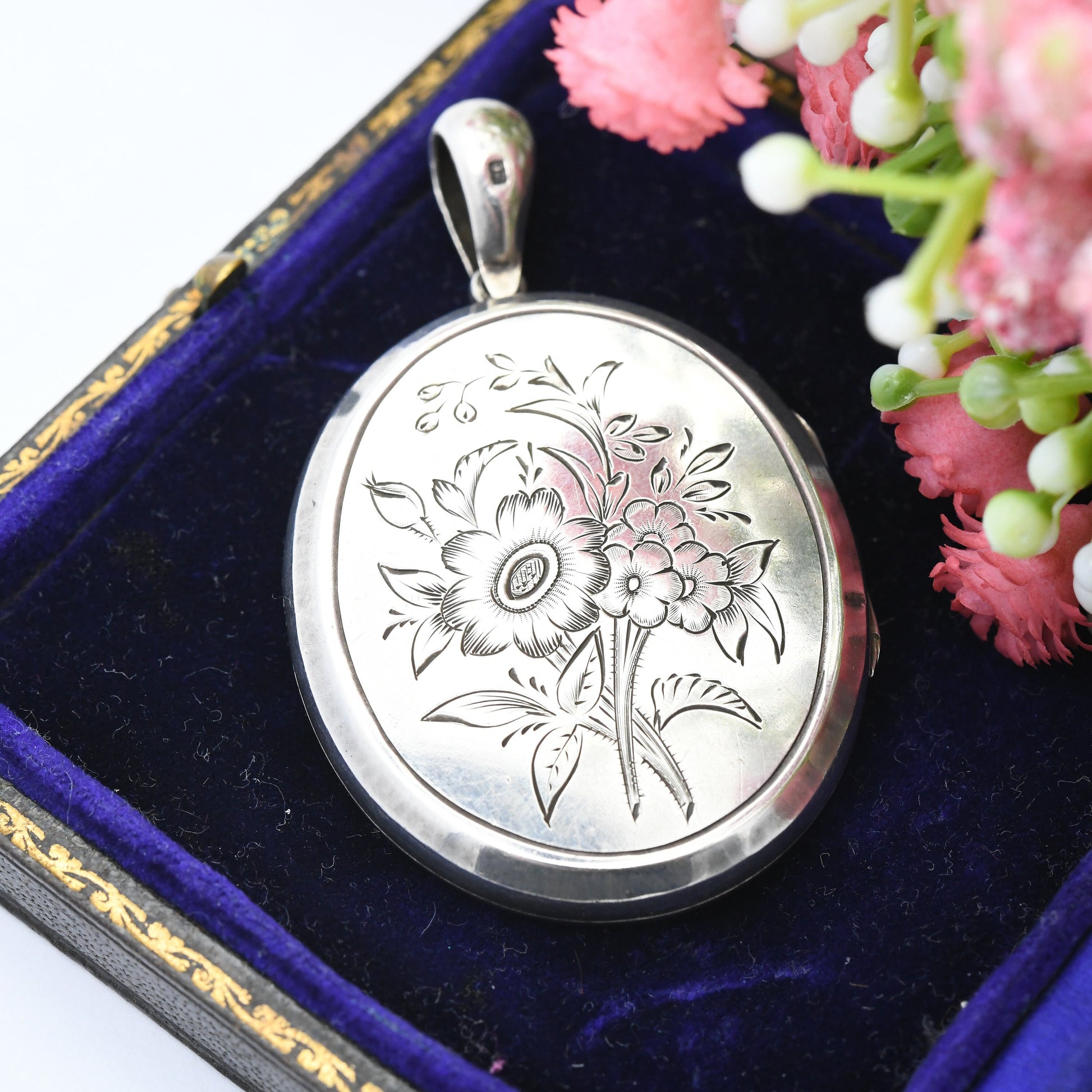 Antique Victorian Aesthetic Movement Sterling Silver Locket with Heron 1880 - Large Oval Pendant with Bunch of Wild Flowers | Picture Inside