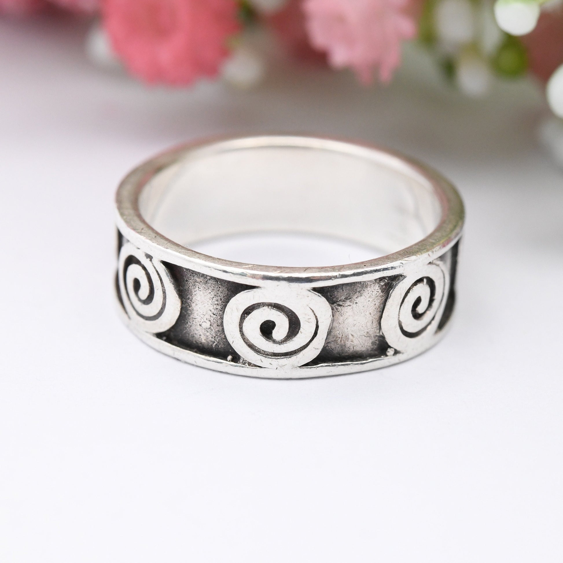 Vintage Sterling Silver Pearl Ring - Modernist Ring | Swirl Spiral Band | Everyday Silver Jewellery | UK Size - S | US Size - 9