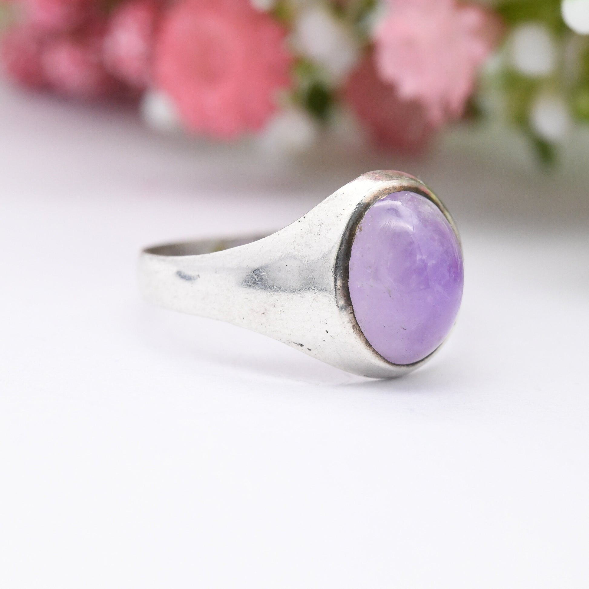 Vintage Sterling Silver Amethyst Signet Ring - Cabochon Large Purple Stone | UK Size - P | US Size - 7 1/2