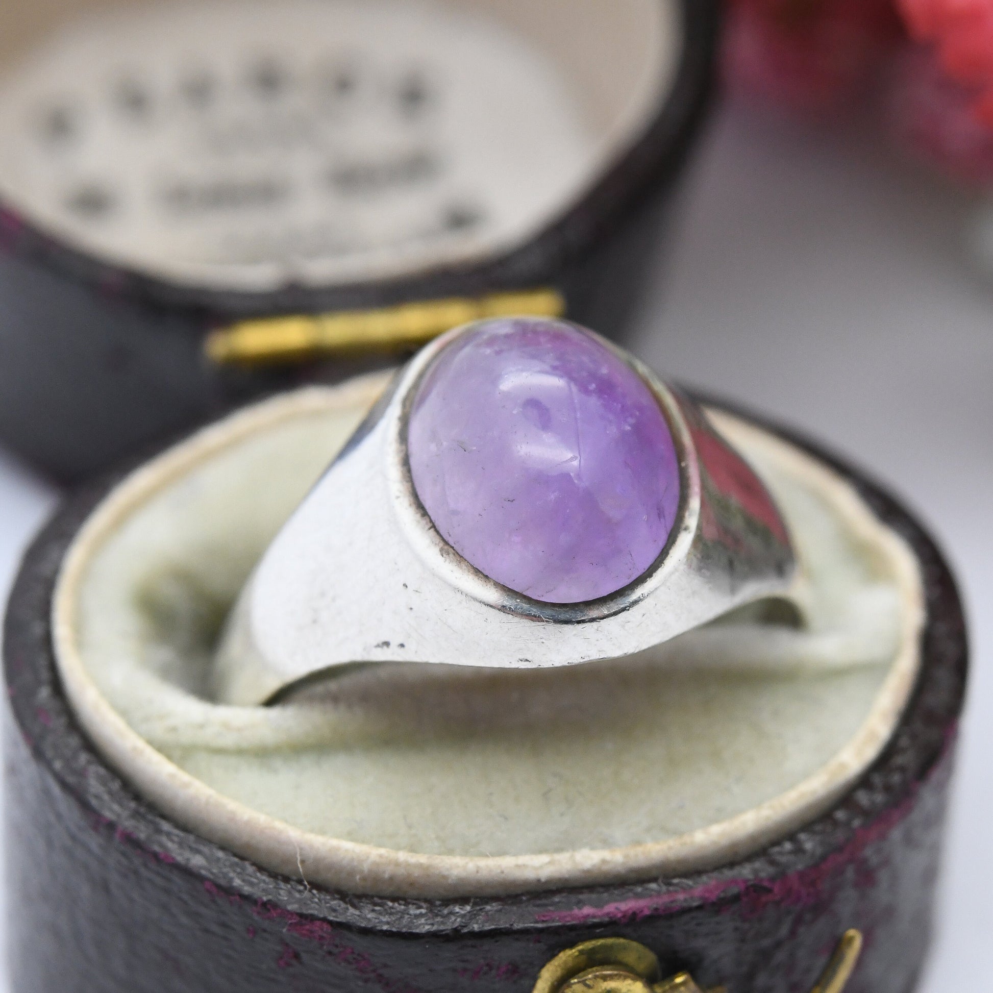 Vintage Sterling Silver Amethyst Signet Ring - Cabochon Large Purple Stone | UK Size - P | US Size - 7 1/2