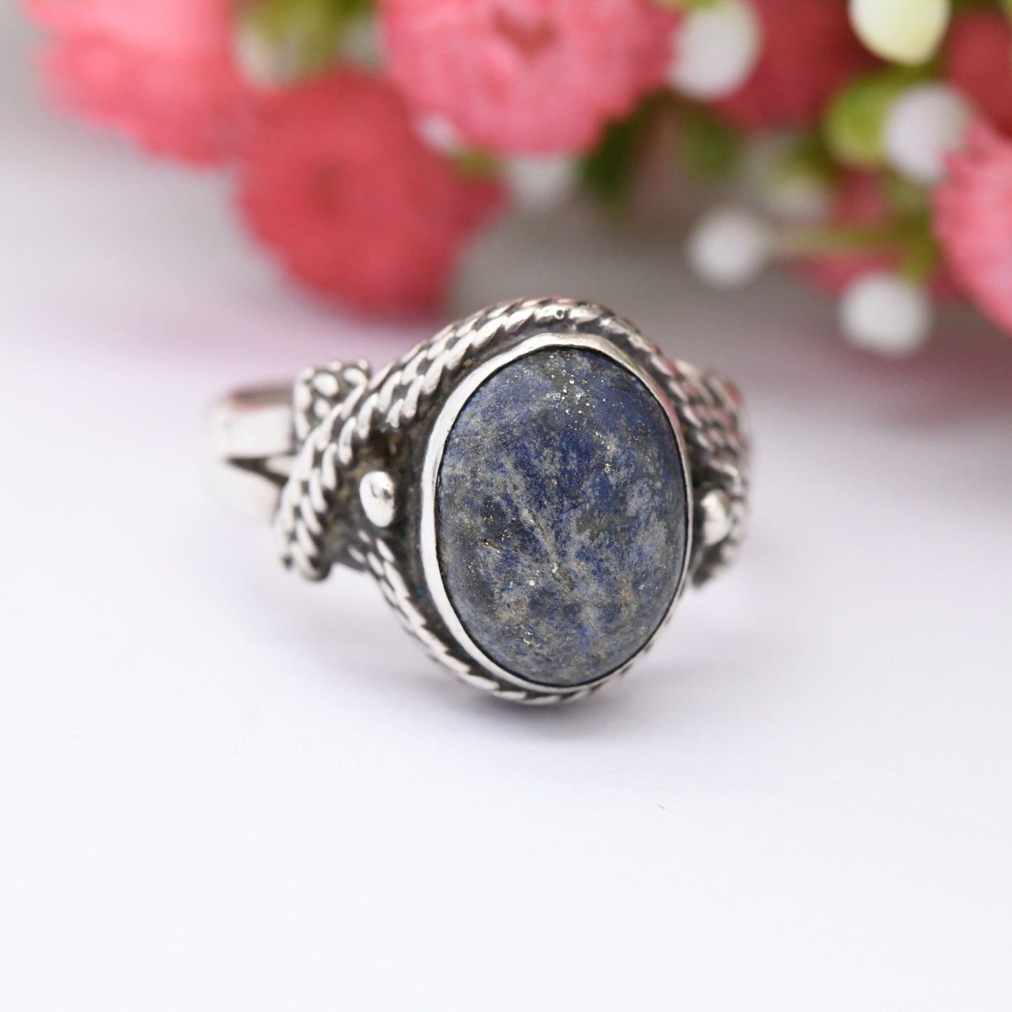 Vintage Sterling Silver Lapis Lazuli Ring Twisted Rope Bezel - Mid-Century Modernist | Unpolished Gemstone | UK Size - O | US Size - 7 1/4