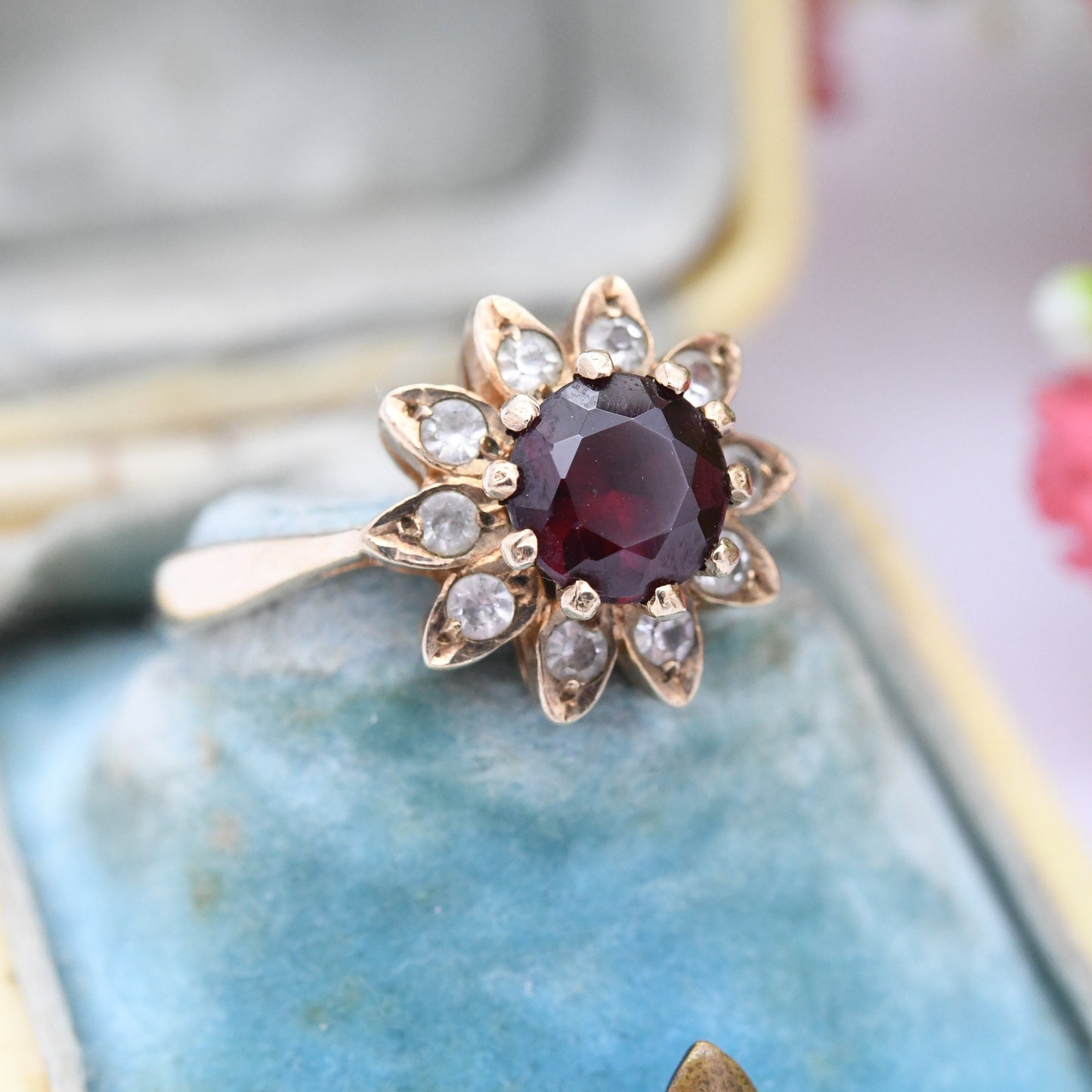 Vintage 9ct Gold Garnet Flower Ring 1969 - Mid-Century Statement Cocktail | UK Size - L | US Size - 5 3/4