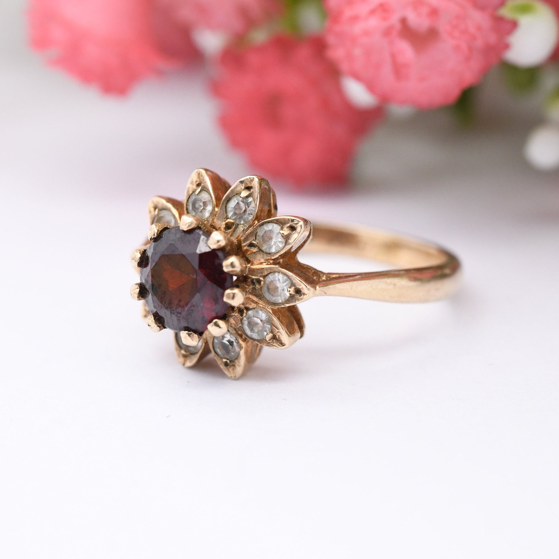 Vintage 9ct Gold Garnet Flower Ring 1969 - Mid-Century Statement Cocktail | UK Size - L | US Size - 5 3/4