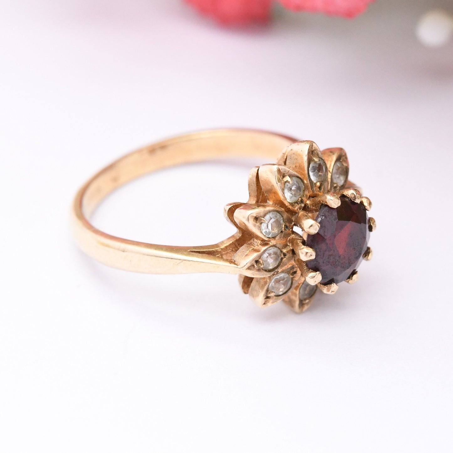 Vintage 9ct Gold Garnet Flower Ring 1969 - Mid-Century Statement Cocktail | UK Size - L | US Size - 5 3/4