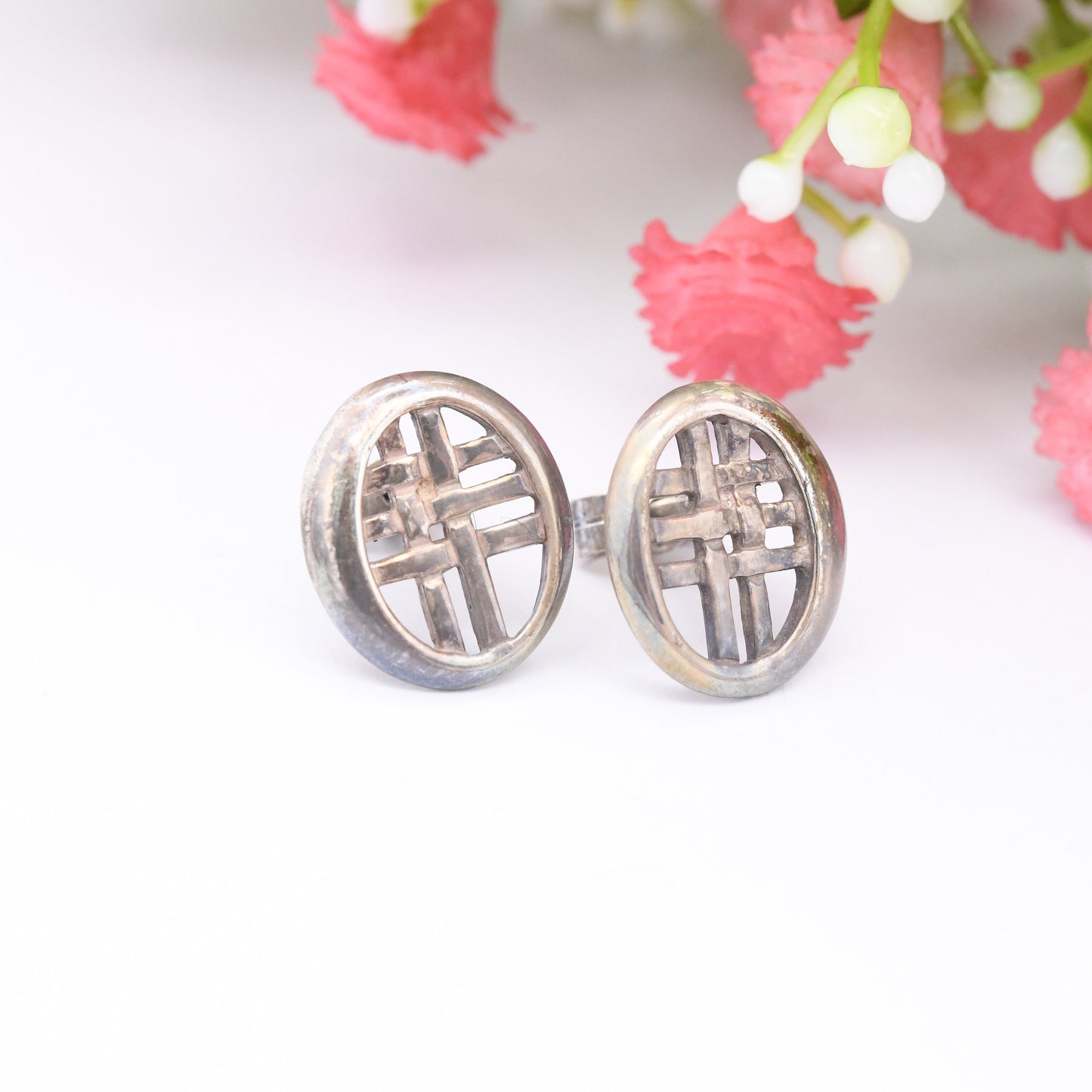 Vintage Carrick Sterling Silver Celtic Stud Earrings - Openwork Geometric Oval Pattern | Scottish Design in a Mackintosh Box | Gift for Her