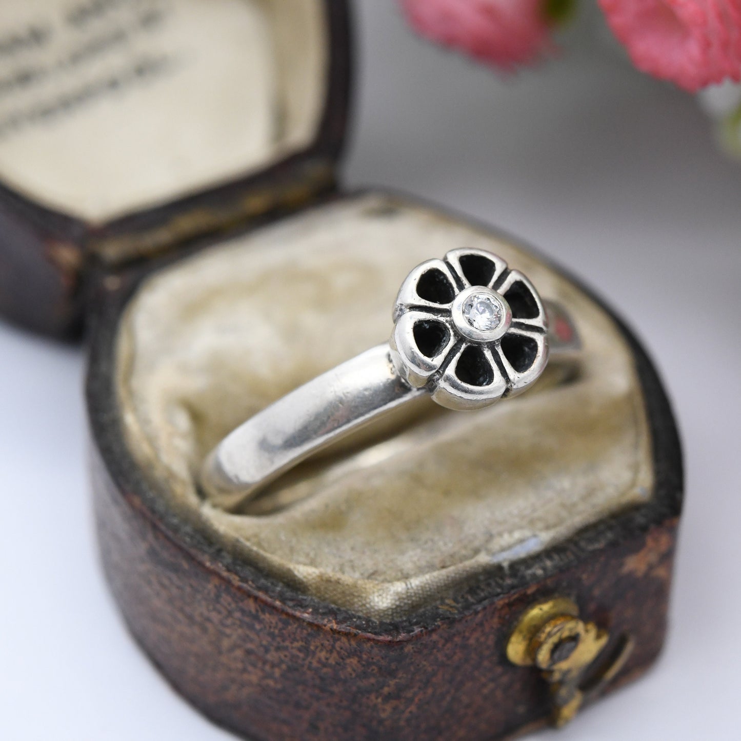 Pandora Sterling Silver Flower Cubic Zirconia Solitaire Ring - Minimal Everyday Silver | UK Size - P | US Size - 7 1/2