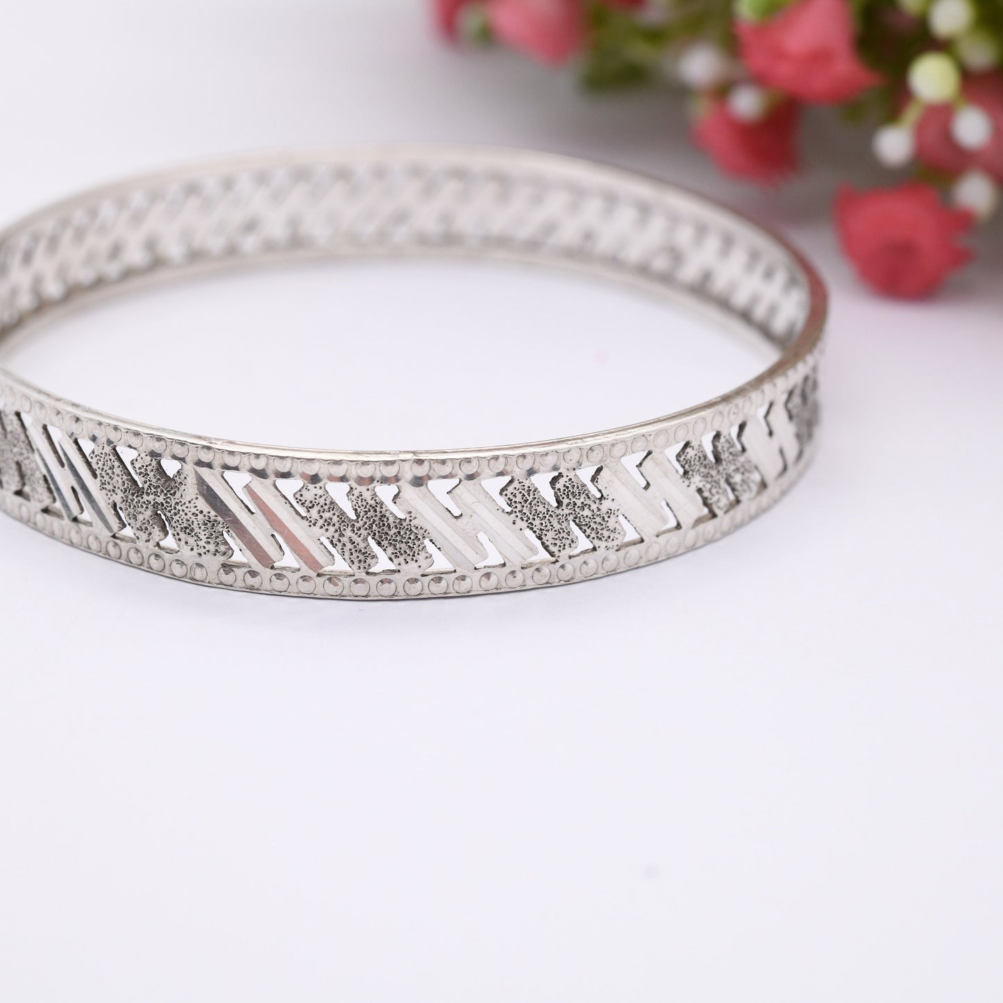 Vintage Sterling Silver Bangle Bracelet with Textured Design - Minimal Silver Jewellery