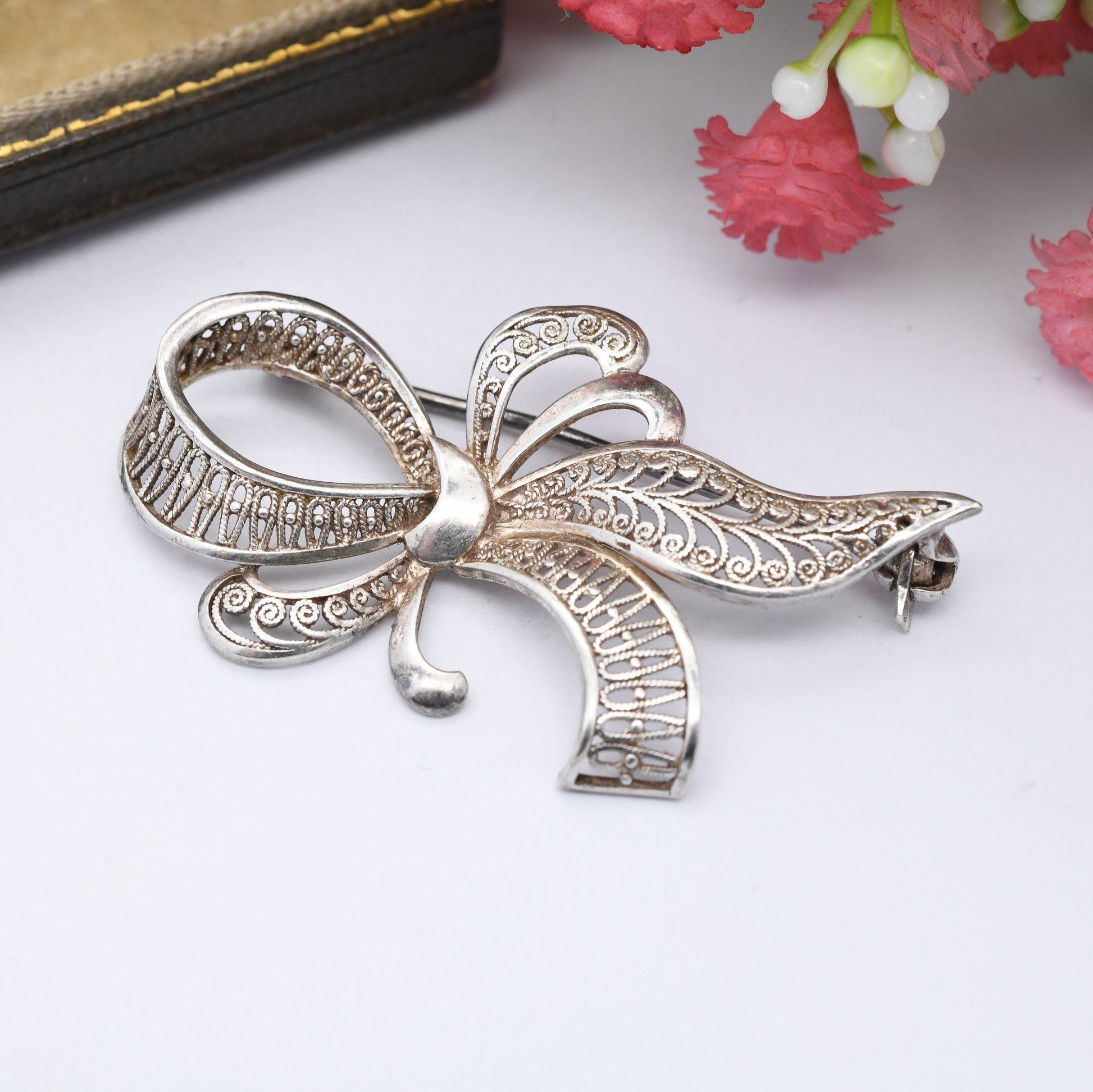 Vintage Sterling Silver Openwork Bow Brooch - Pretty Silver Jewellery Gift