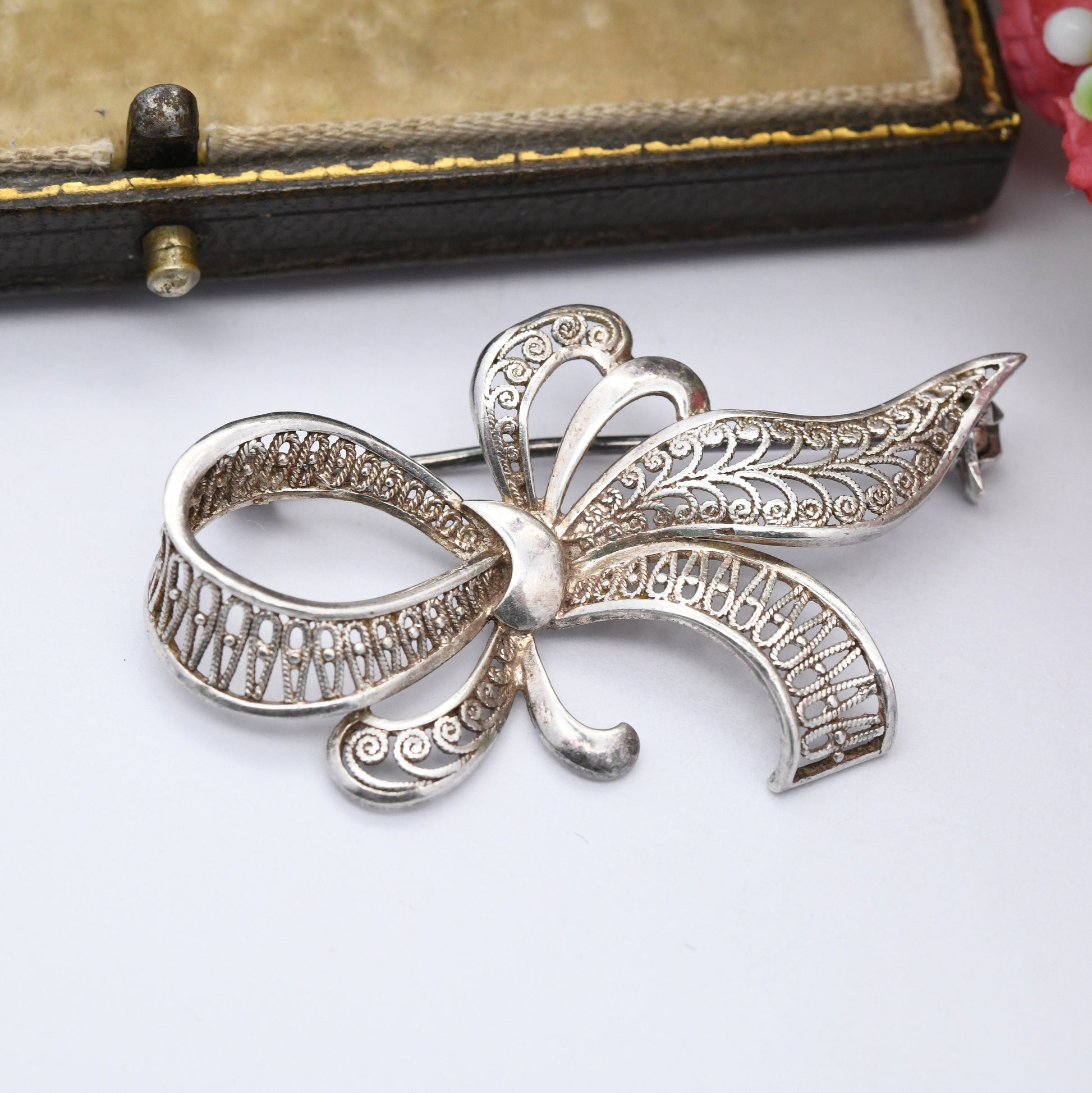 Vintage Sterling Silver Openwork Bow Brooch - Pretty Silver Jewellery Gift