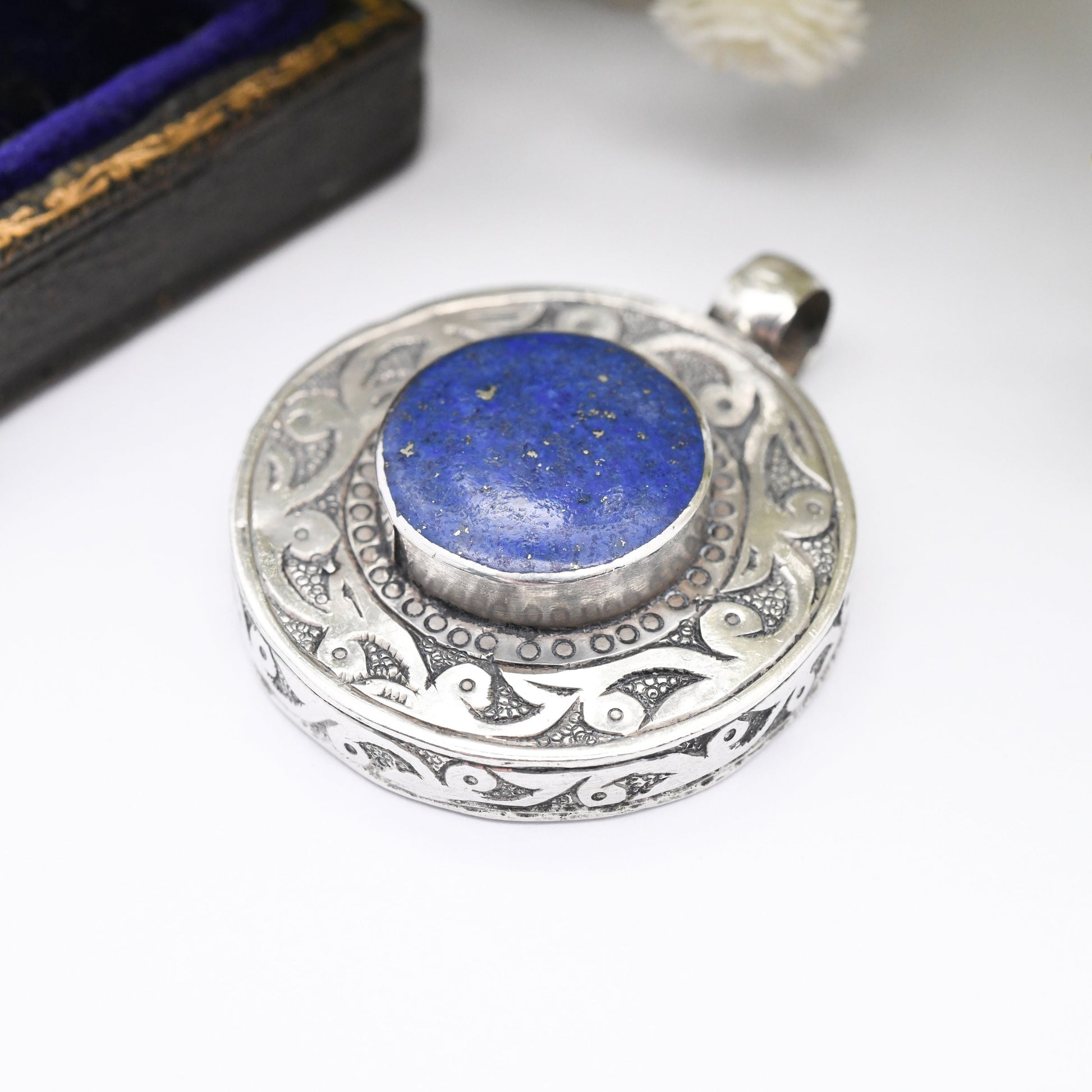 Vintage Sterling Silver Lapis Lazuli Pendant with Engraved Design - Blue and Gold Gemstone | Handmade Chunky Silver Jewellery