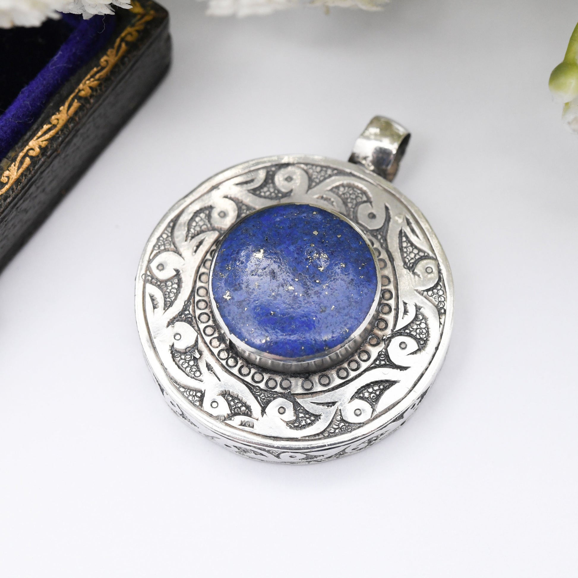 Vintage Sterling Silver Lapis Lazuli Pendant with Engraved Design - Blue and Gold Gemstone | Handmade Chunky Silver Jewellery