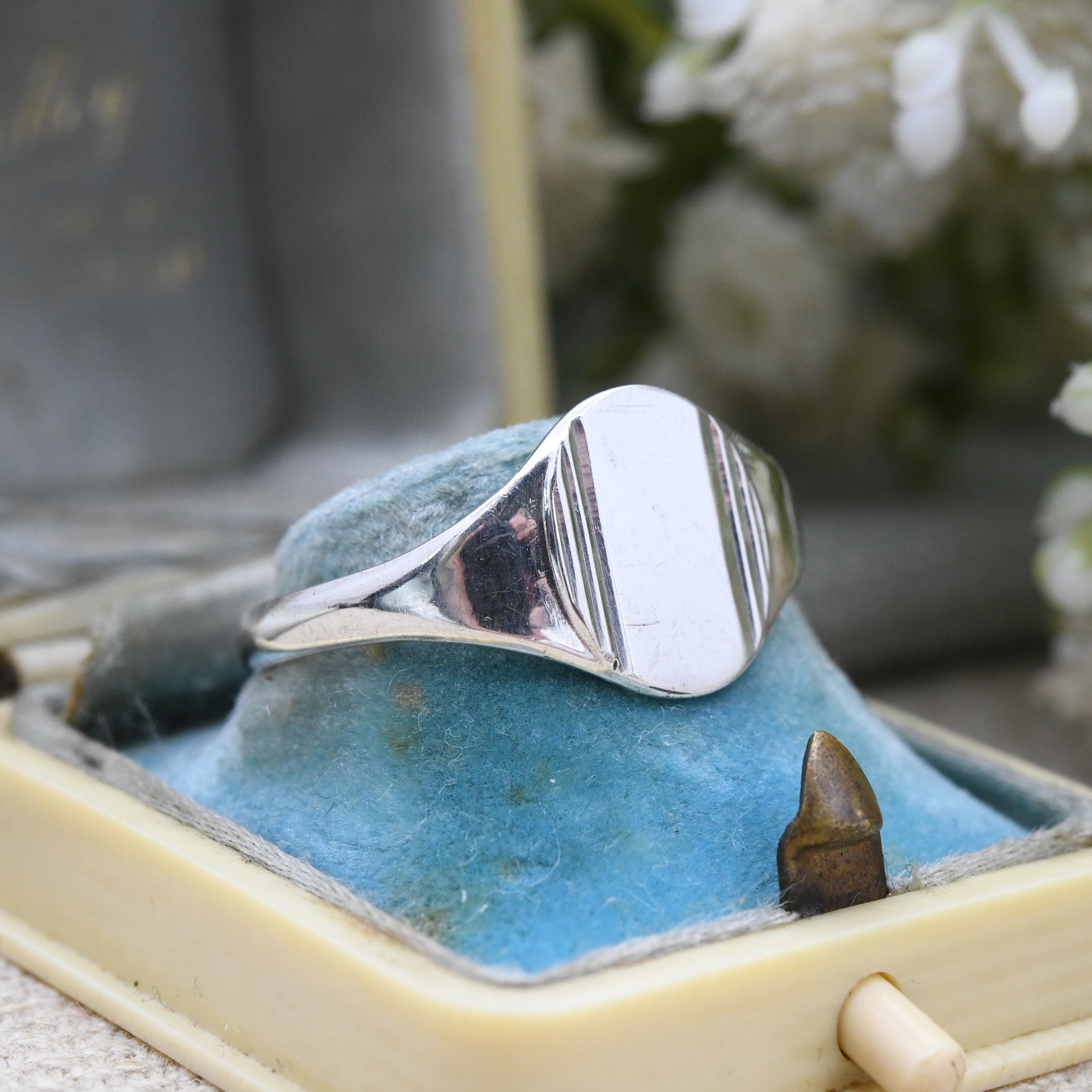 Vintage Sterling Silver Signet Ring Mid-Century - Minimal Middle Finger Ring | Unisex Everyday Silver | UK Size - T | US Size - 9 1/2