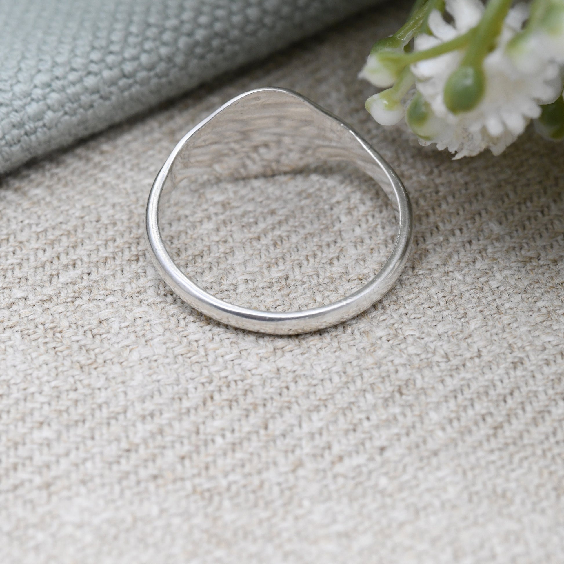 Vintage Sterling Silver Signet Ring Mid-Century - Minimal Middle Finger Ring | Unisex Everyday Silver | UK Size - T | US Size - 9 1/2