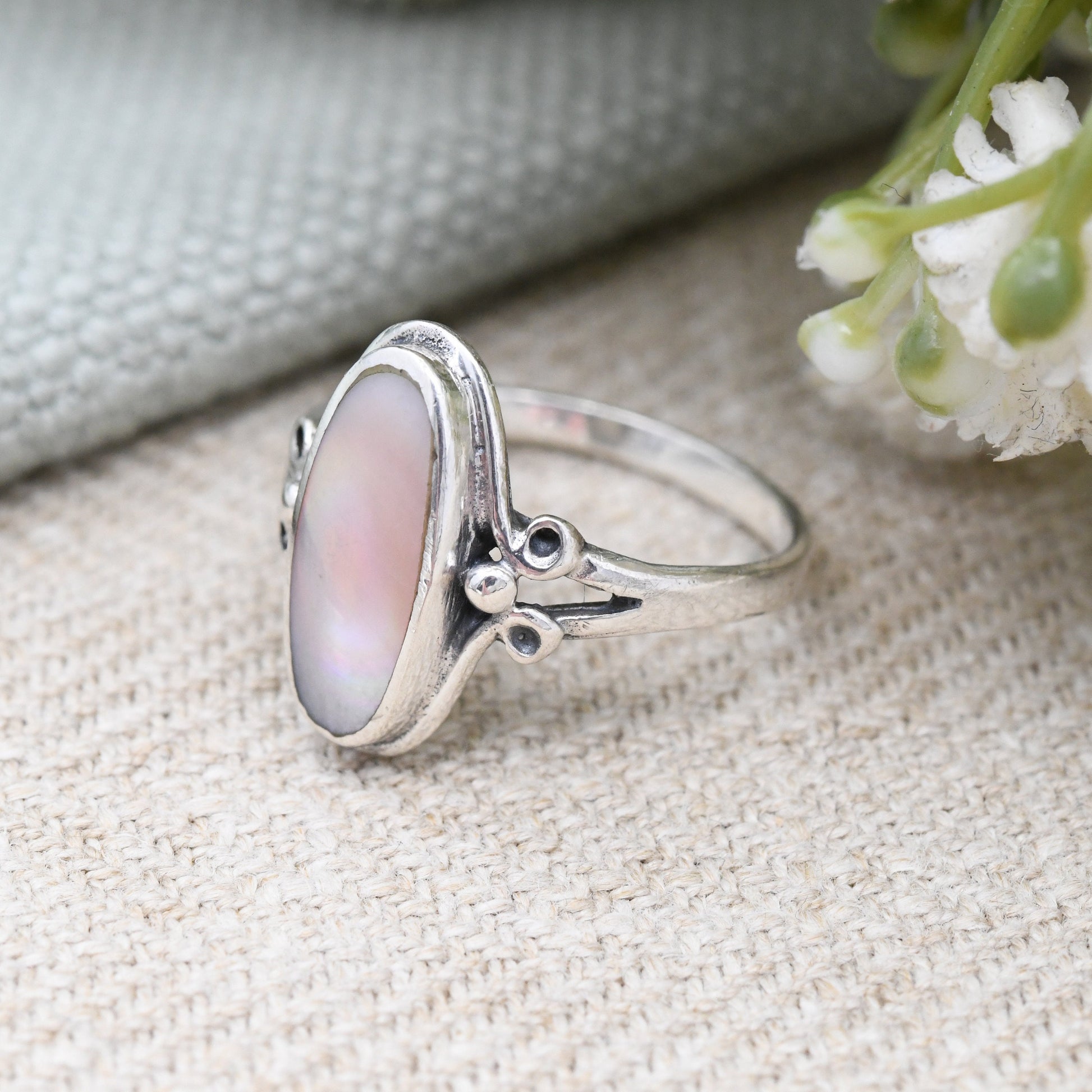 Vintage Sterling Silver Pink Mother of Pearl Ring - Pretty Silver Jewellery | Iridescent Shell | UK Size - P | US Size - 7 3/4