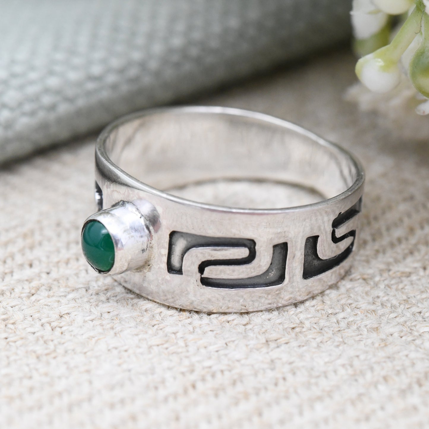 Vintage Sterling Silver Chrysoprase Statement Ring - Southwestern Style | Green Gemstone | UK Size - P | US Size - 7 1/2