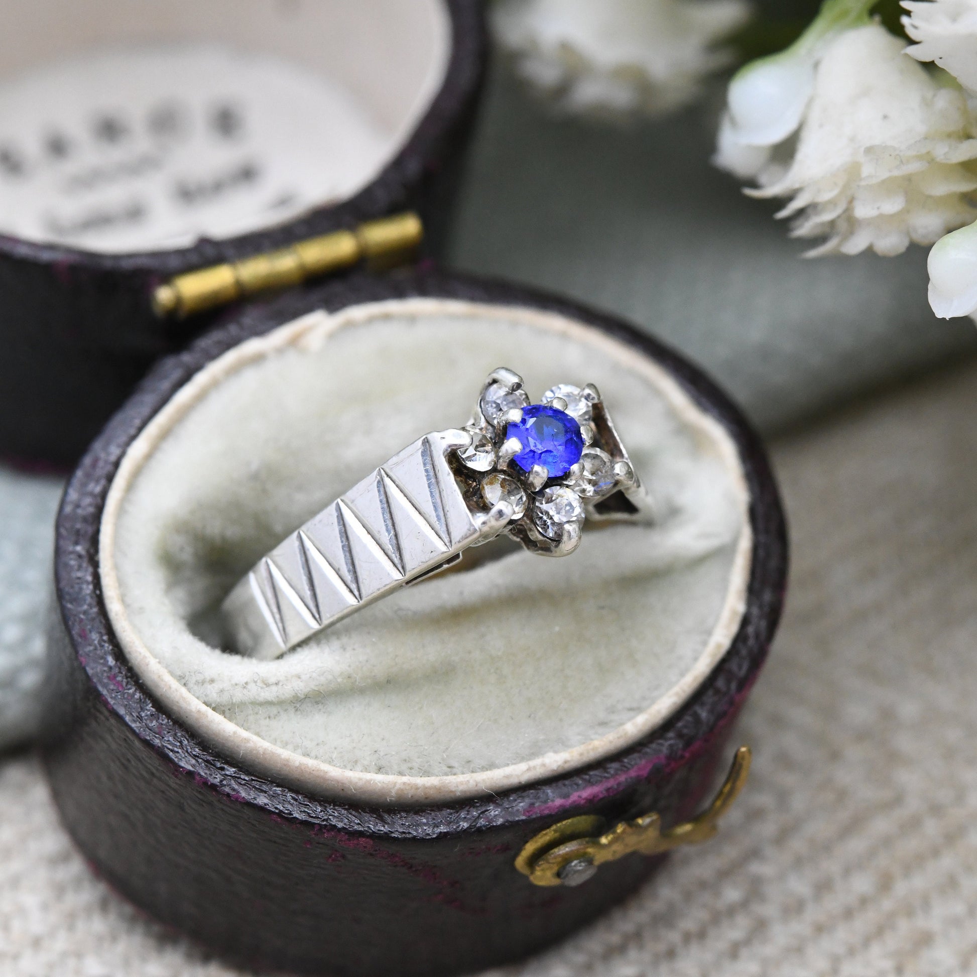 Vintage Sterling Silver Blue Stone Cluster Flower Ring 1981 - Statement Sparkly Cocktail Ring | UK Size - L | US Size - 5 3/4