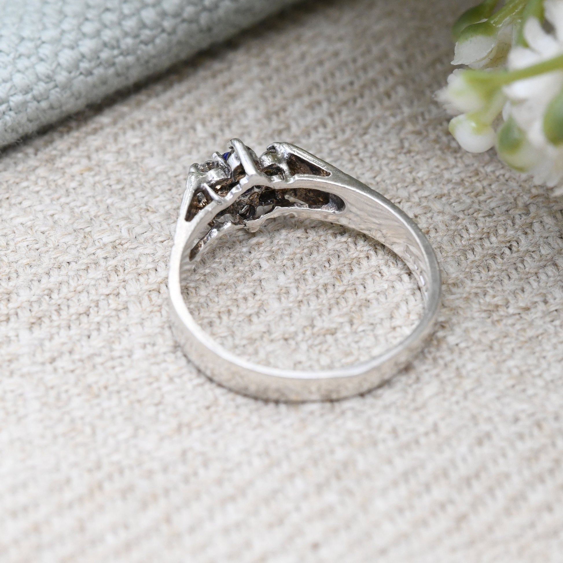 Vintage Sterling Silver Blue Stone Cluster Flower Ring 1981 - Statement Sparkly Cocktail Ring | UK Size - L | US Size - 5 3/4