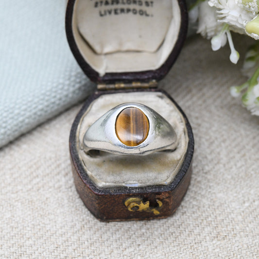 Vintage Sterling Silver Tiger's Eye Signet Ring 1994 by Exchange Findings Ltd - Chunky Silver Unisex Signet | UK Size - T | US Size - 9 1/2