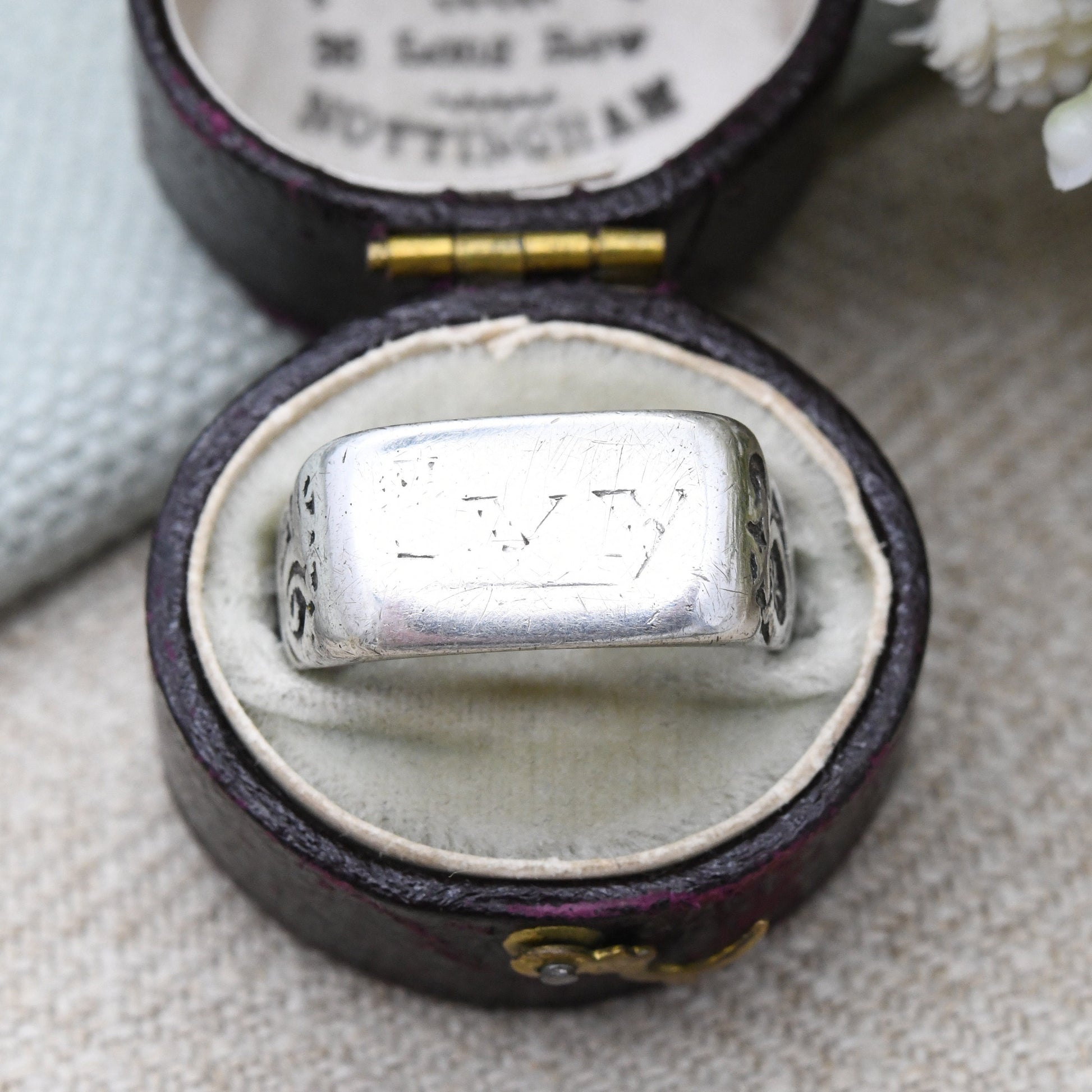 True Vintage Sterling Silver Signet Ring IVY - Unisex Statement Ring with Name Engraving | Antique Style | UK Size - O | US Size - 7 1/4