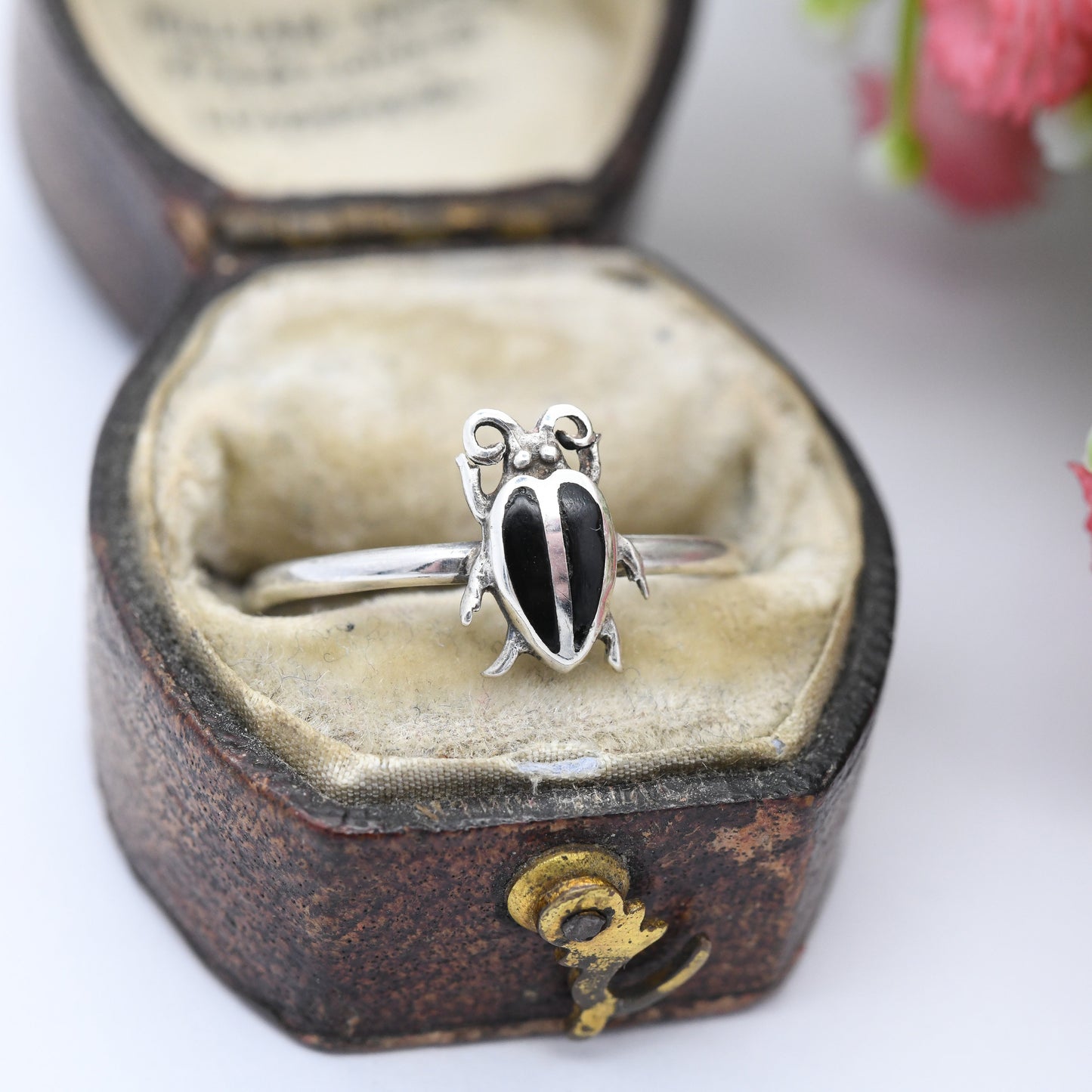 Vintage Silver Onyx Beetle Ring - Unusual Insect Jewellery | Cute Unisex Thumb Ring | Black Gemstone | UK Size - O | US Size - 7 1/4