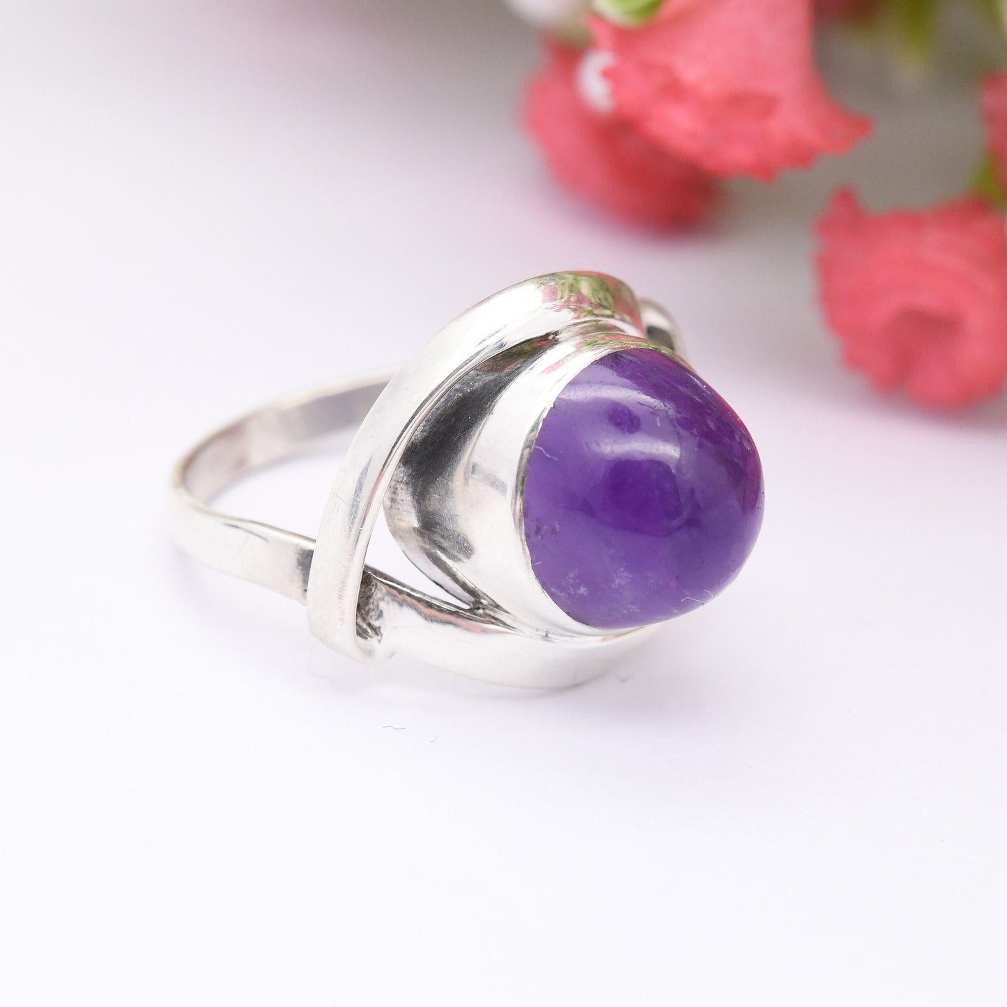 Vintage Sterling Silver Amethyst Ring Mid-Century Modern - Cabochon Large Purple Stone Unusual Statement | UK Size - M 1/2 | US Size - 6 1/2