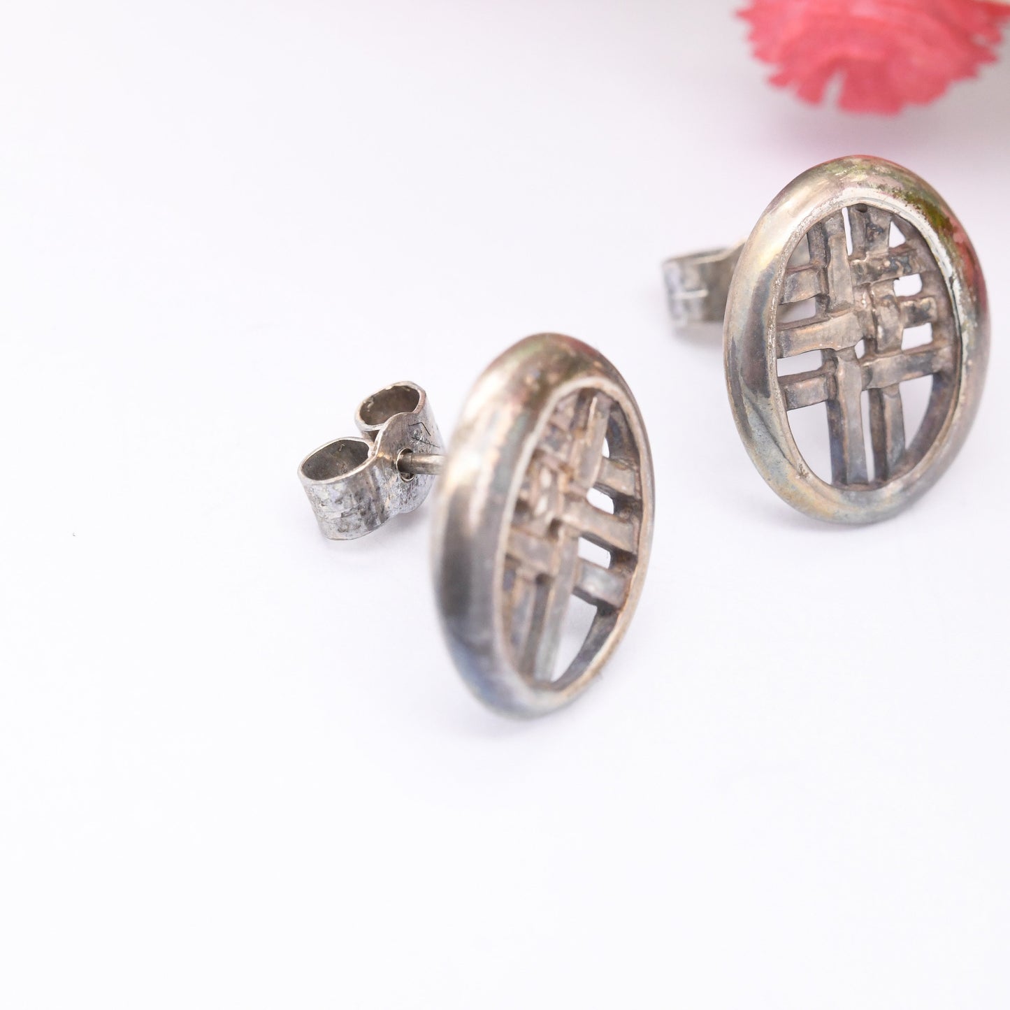 Vintage Carrick Sterling Silver Celtic Stud Earrings - Openwork Geometric Oval Pattern | Scottish Design in a Mackintosh Box | Gift for Her