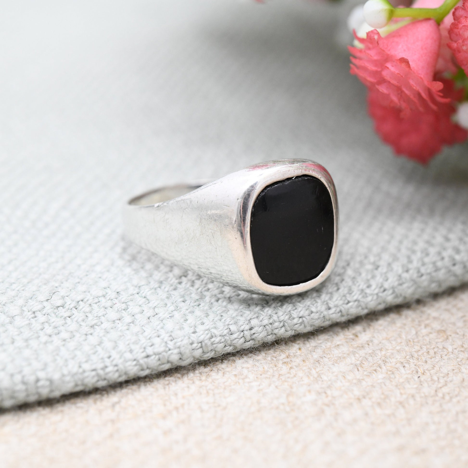 Vintage Sterling Silver Onyx Signet Ring - Unisex Square Black Stone Ring | UK Size - Q 1/2 | US Size - 8 1/2