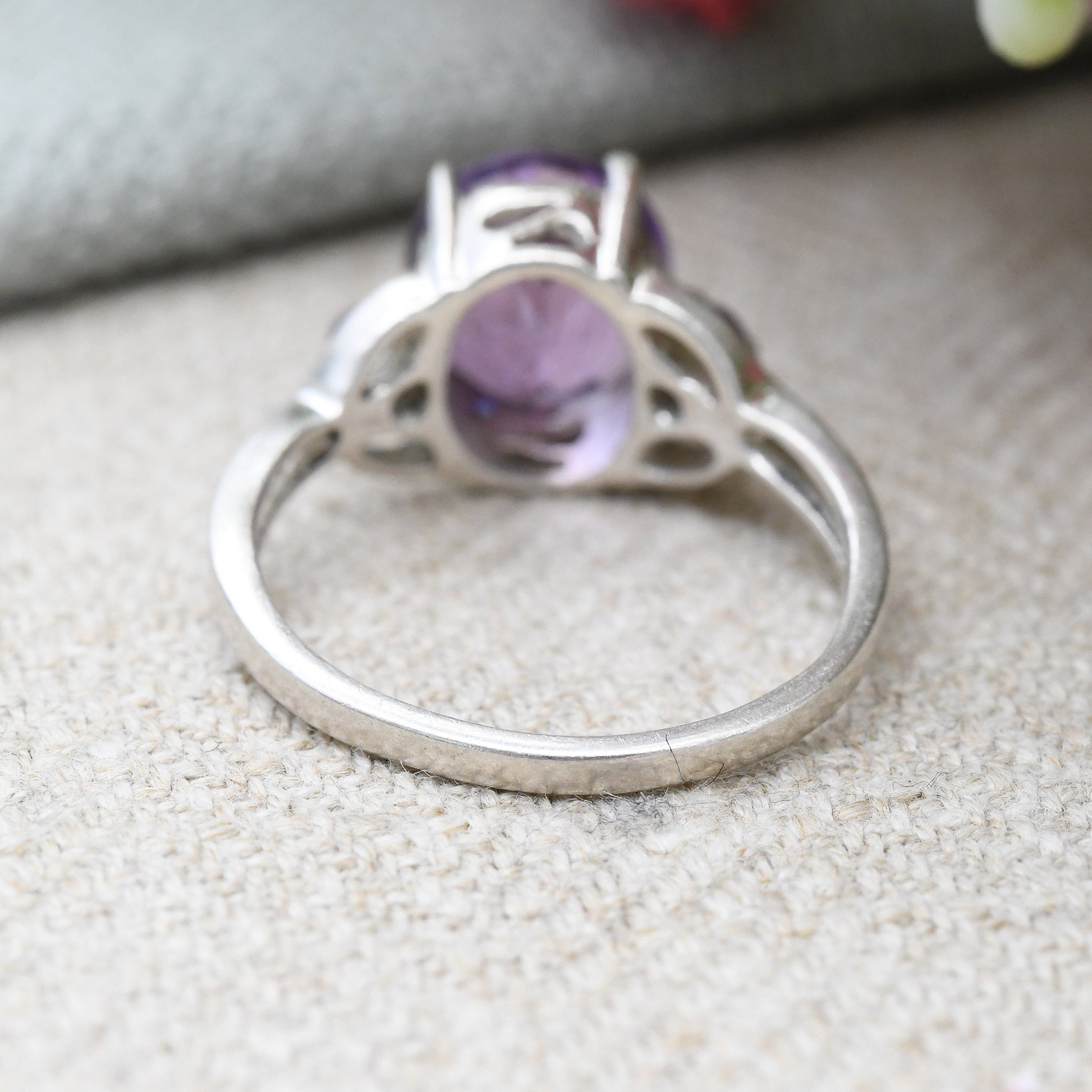 Vintage Sterling Silver Amethyst Ring with Pretty Celtic Band - Large Purple Stone Three Stone Trilogy | UK Size - P 1/2 | US Size - 7 3/4