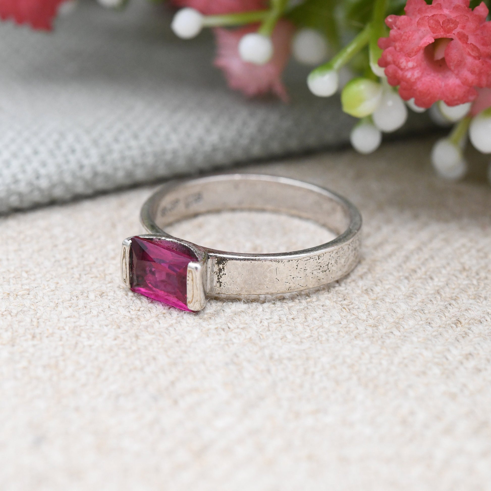 Vintage Sterling Silver Pink Stone Solitaire Ring - Minimal Bright | Pretty Gift for Her | UK Size - P | US Size - 7 1/2